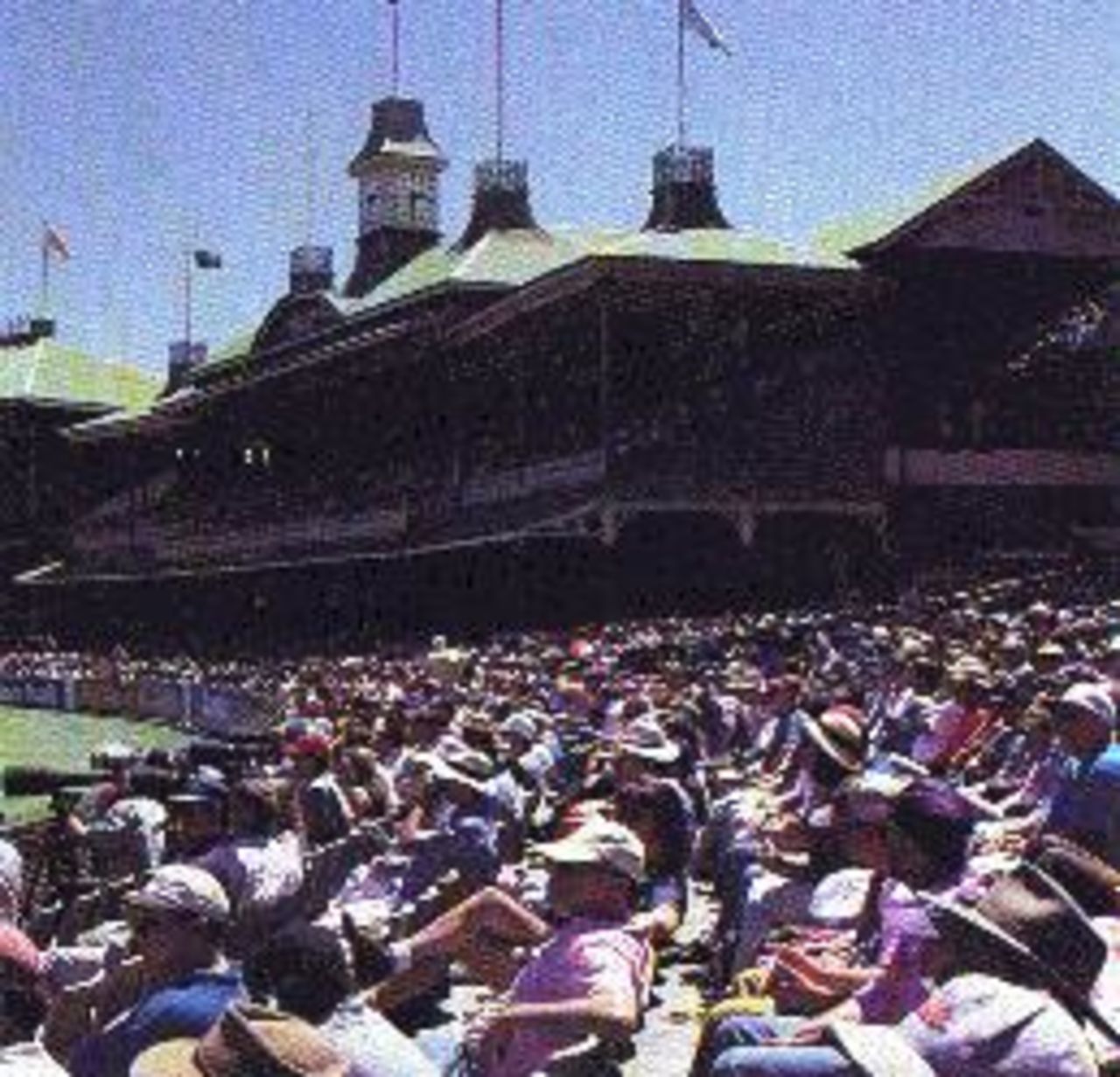 SCG crowd in concourse of M.A.Noble stand with Members Stand in background