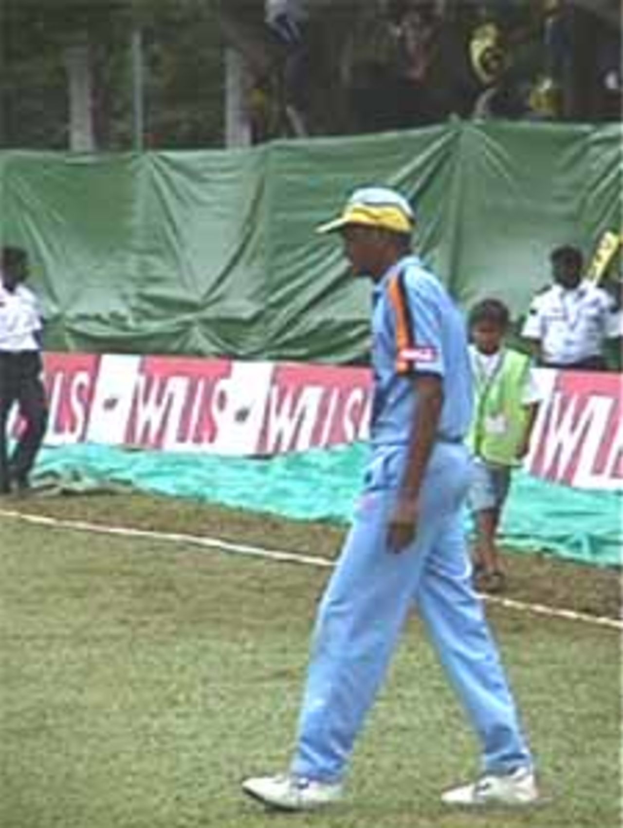 Mohanty at the boundary, India v West Indies (3rd ODI), Coca-Cola Singapore Challenge, 1999-2000, Kallang Ground, Singapore, 5 Sep 1999.
