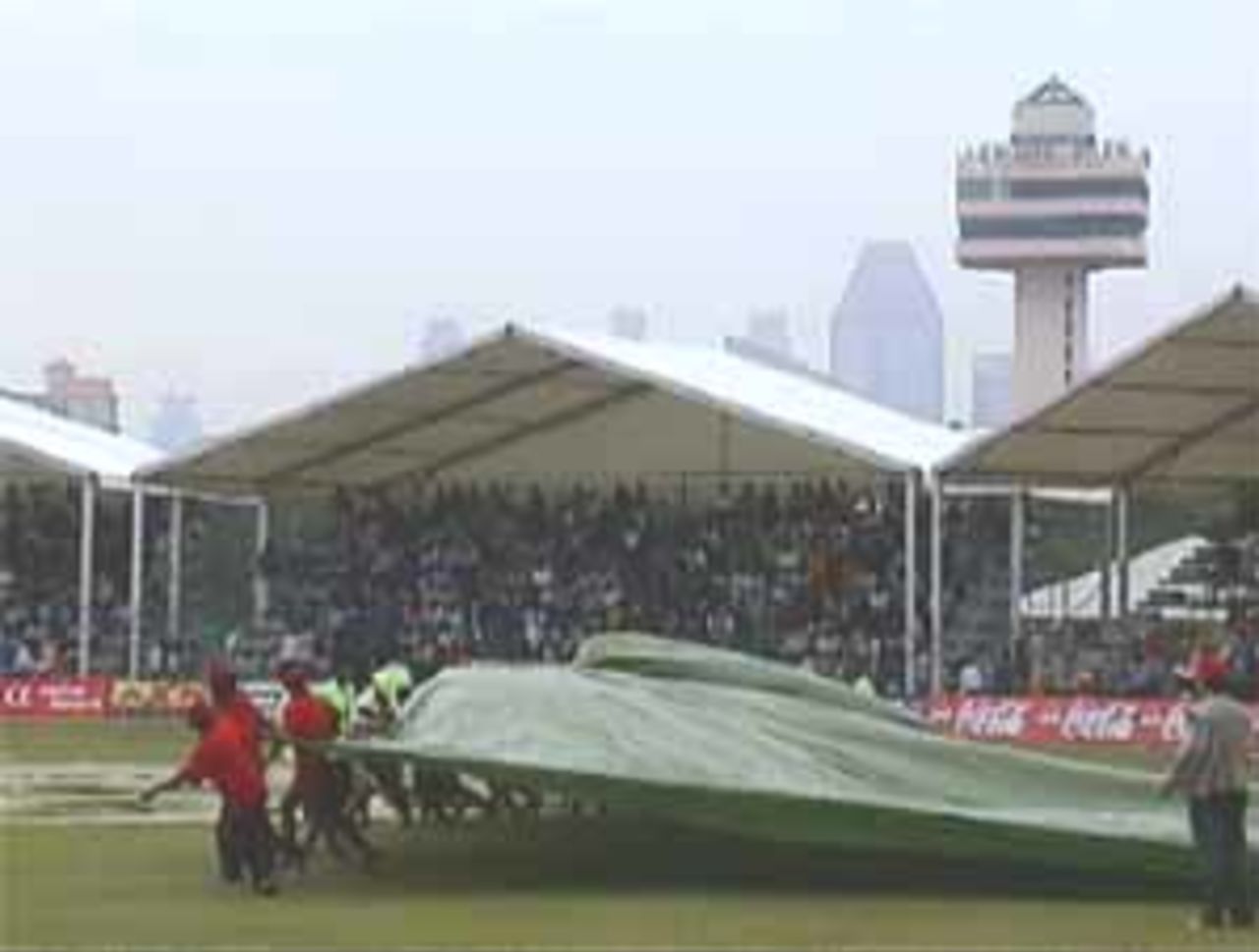 Singapore weather strikes again and the match has to be abandoned, India v West Indies (Final), Coca-Cola Singapore Challenge, 1999-2000, Kallang Ground, Singapore, 7 Sep 1999.