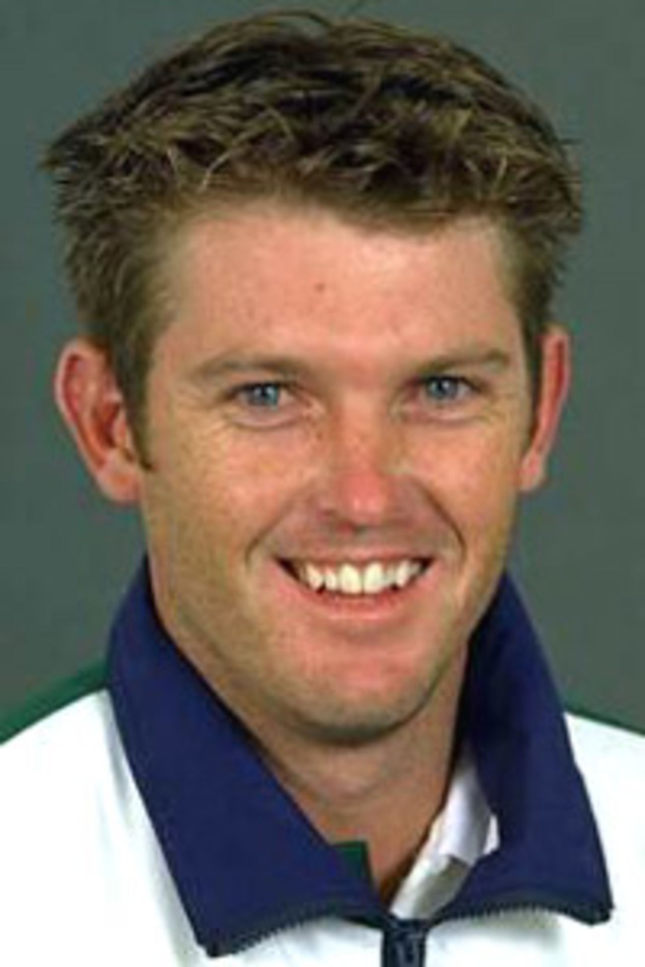 14 Aug 2000: Ian Harvey of Australia poses for a portrait headshot during a photocall at Colonial Staduim in Melbourne, Australia.