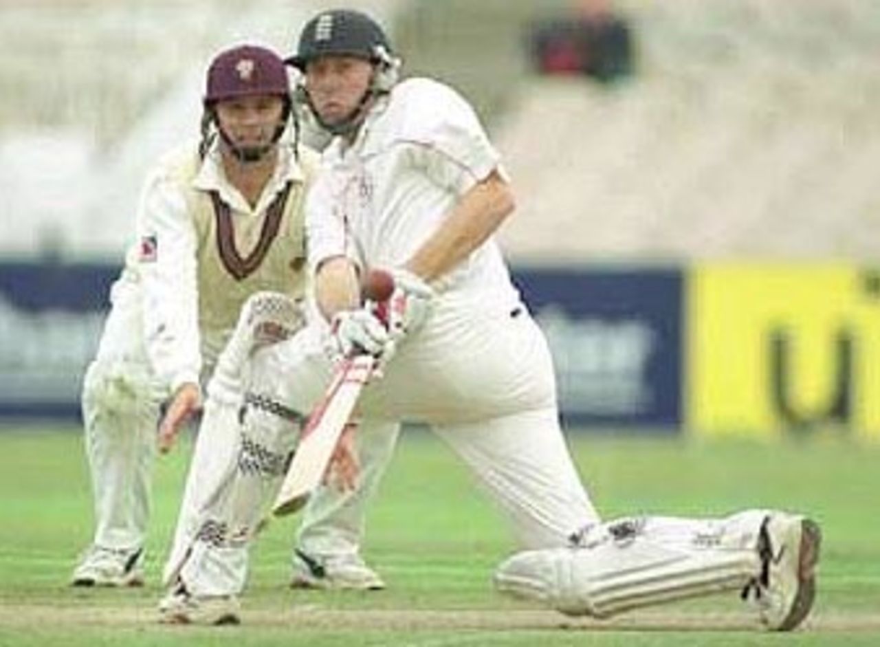 Mike Atherton sweeps, PPP healthcare County Championship Division One, 2000, Lancashire v Somerset, Old Trafford, Manchester, 08-10 September 2000 (Day 1).
