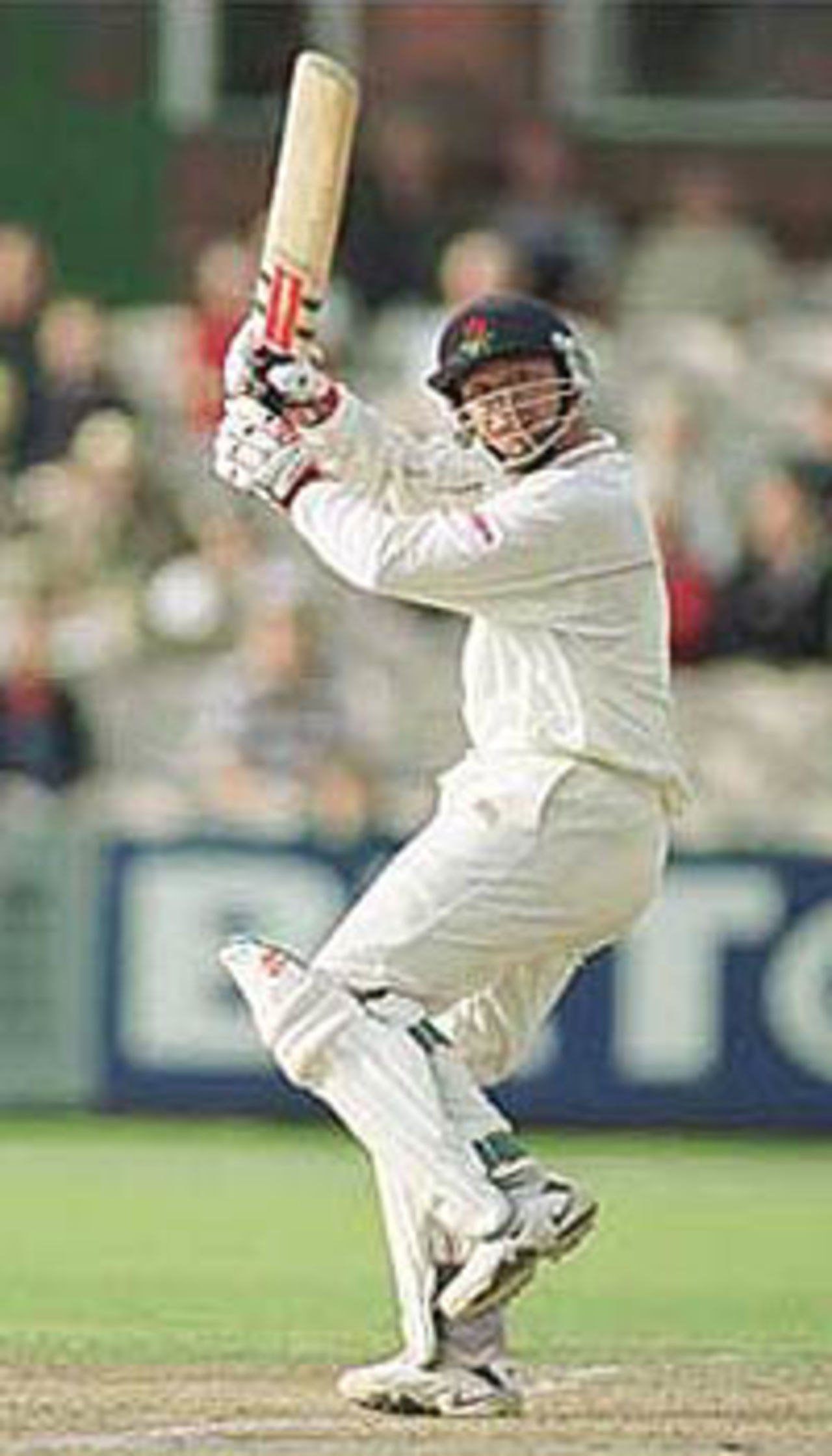 Warren Hegg swings through square leg, PPP healthcare County Championship Division One, 2000, Lancashire v Surrey, Old Trafford, Manchester, 13-16 September 2000(Day 1).