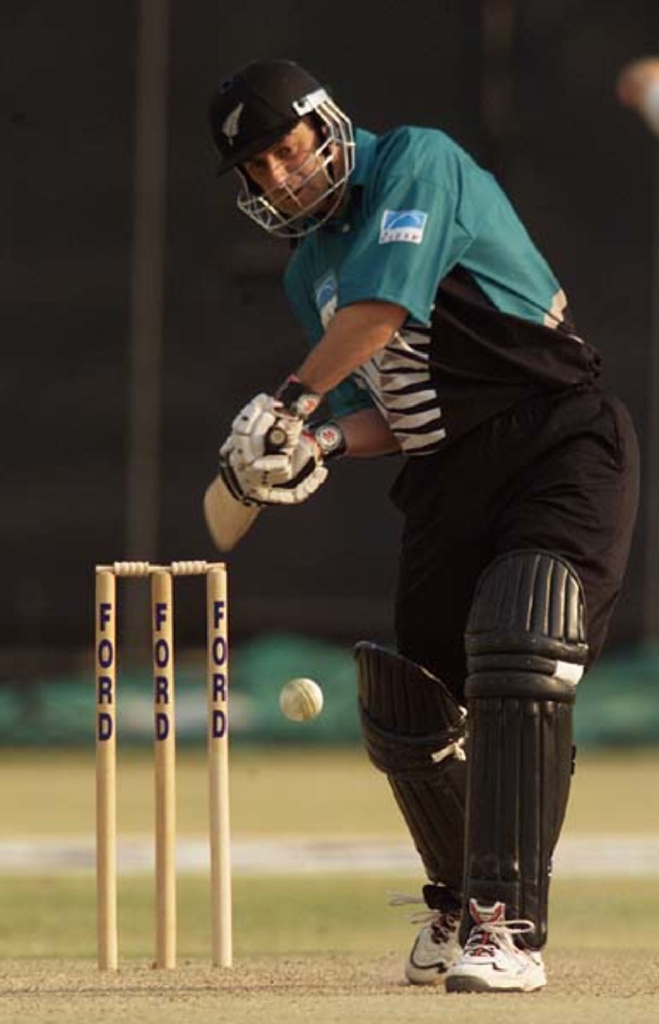 Spearman plays to off during his innings of 86,  Zimbabwe v New Zealand, 1st one-day international, 27 Sep 2000