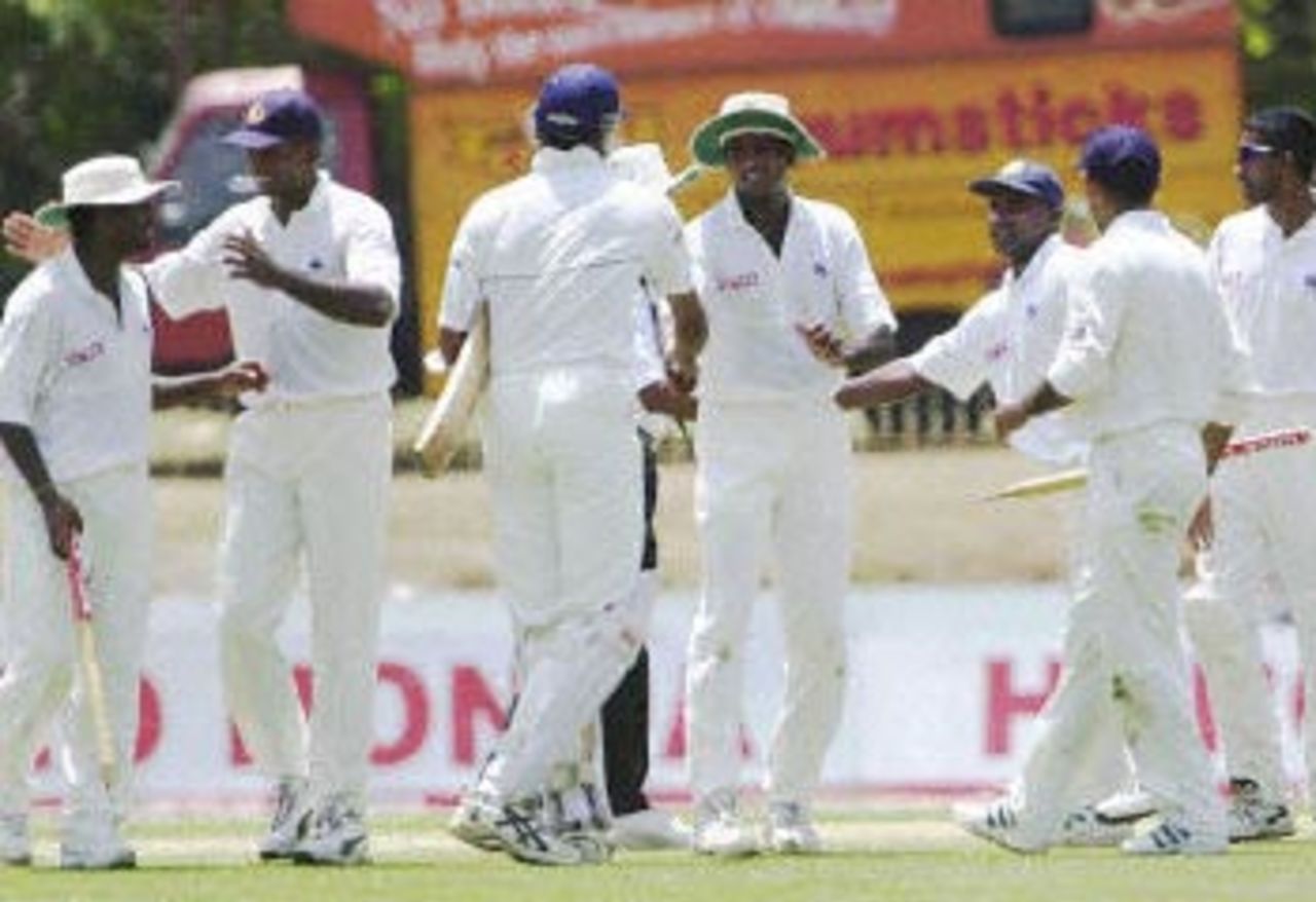 02 September 2001: India in Sri Lanka 2001, 3rd Test, Sri Lanka v India, Sinhalese Sports Club Ground, 29 Aug-02 Sep 2001, (Day 5)