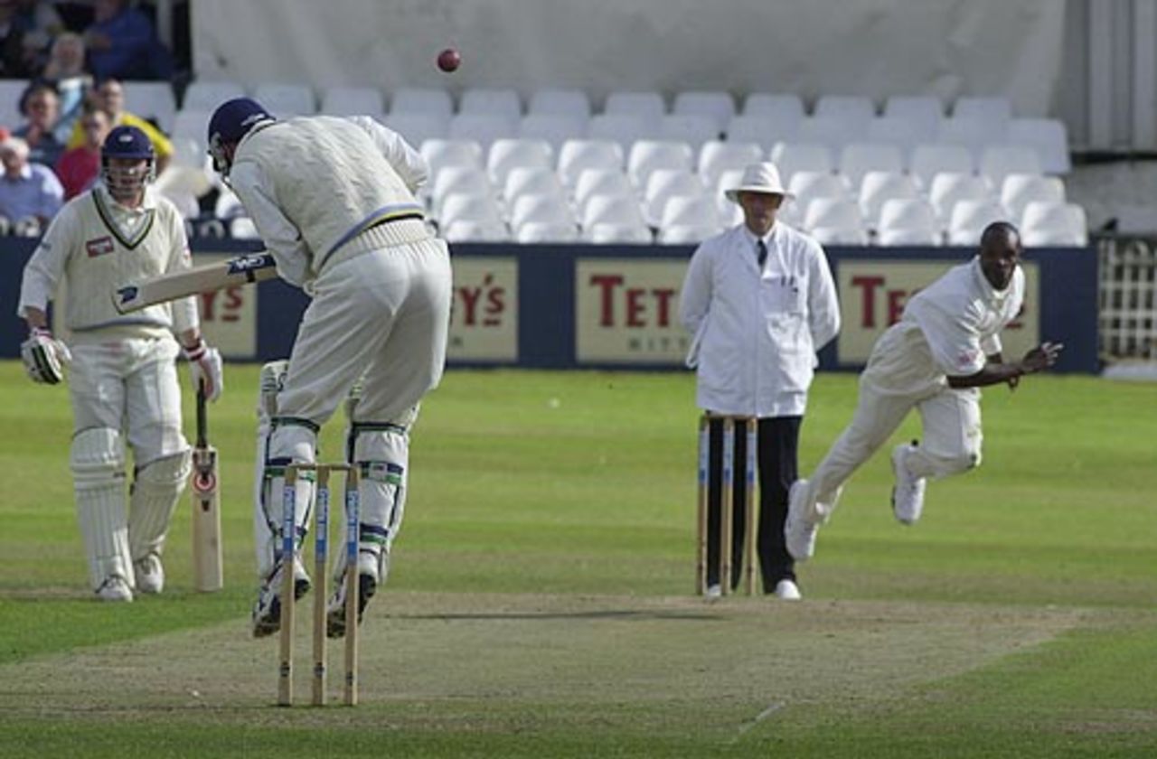 Essex debutant Joseph Grant manages to get Yorkshire skipper David Byas up on his toes. Scarborough 14th Sep 2001