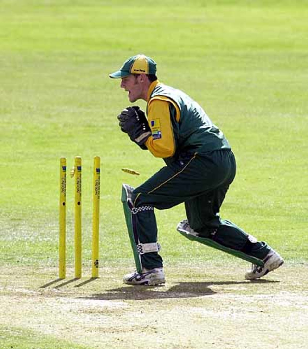 Chris Read running out Ben Smith for 1 at Trent Bridge16th September 2001
