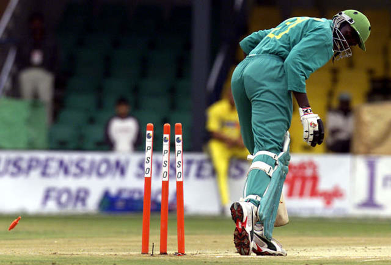 4th Match: Kenya v Australia, PSO Tri-Nation Tournament, 2 September 2002