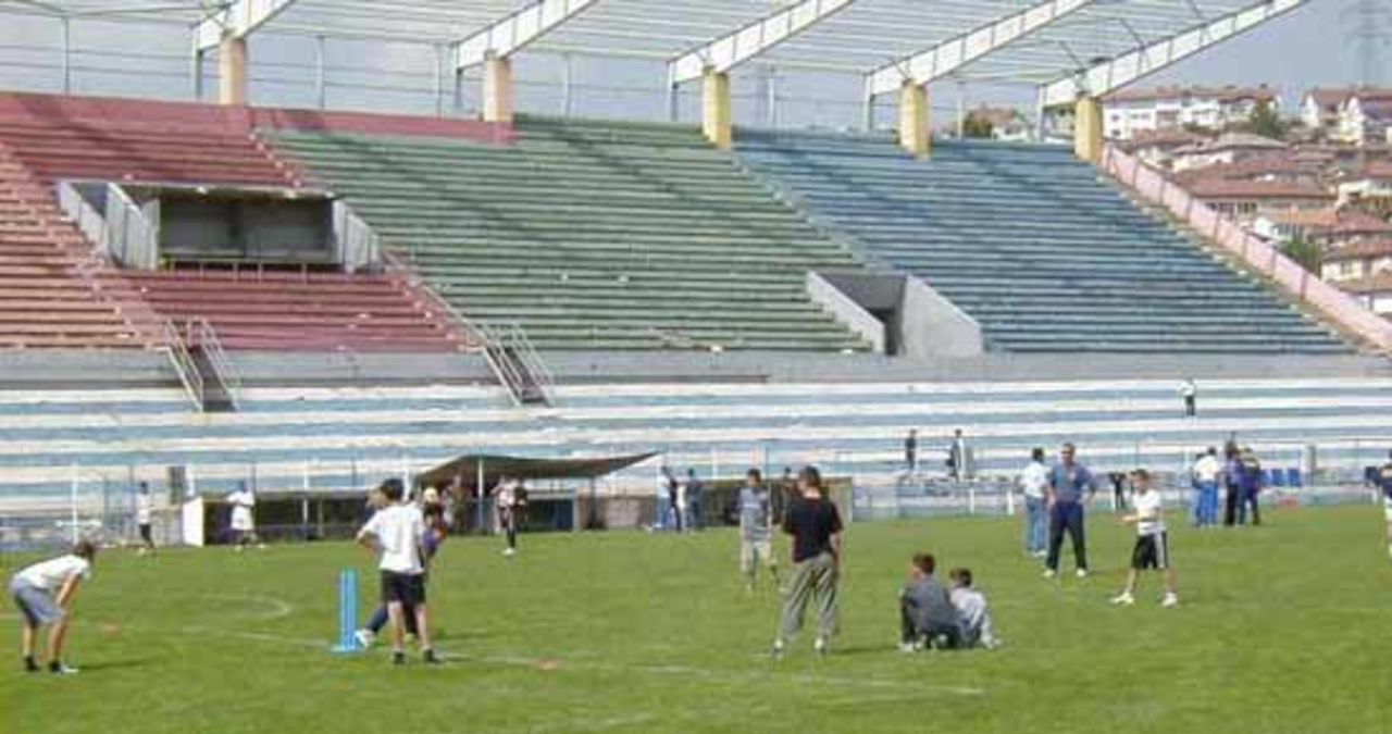 Kosvo visit September 2002