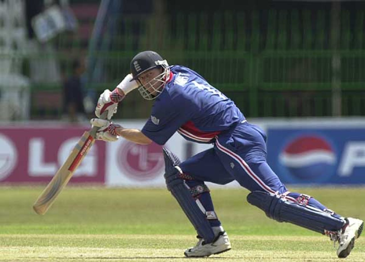 ICC Champions Trophy, England v Zimbabwe, 18th September 2002, Colombo (RPS)