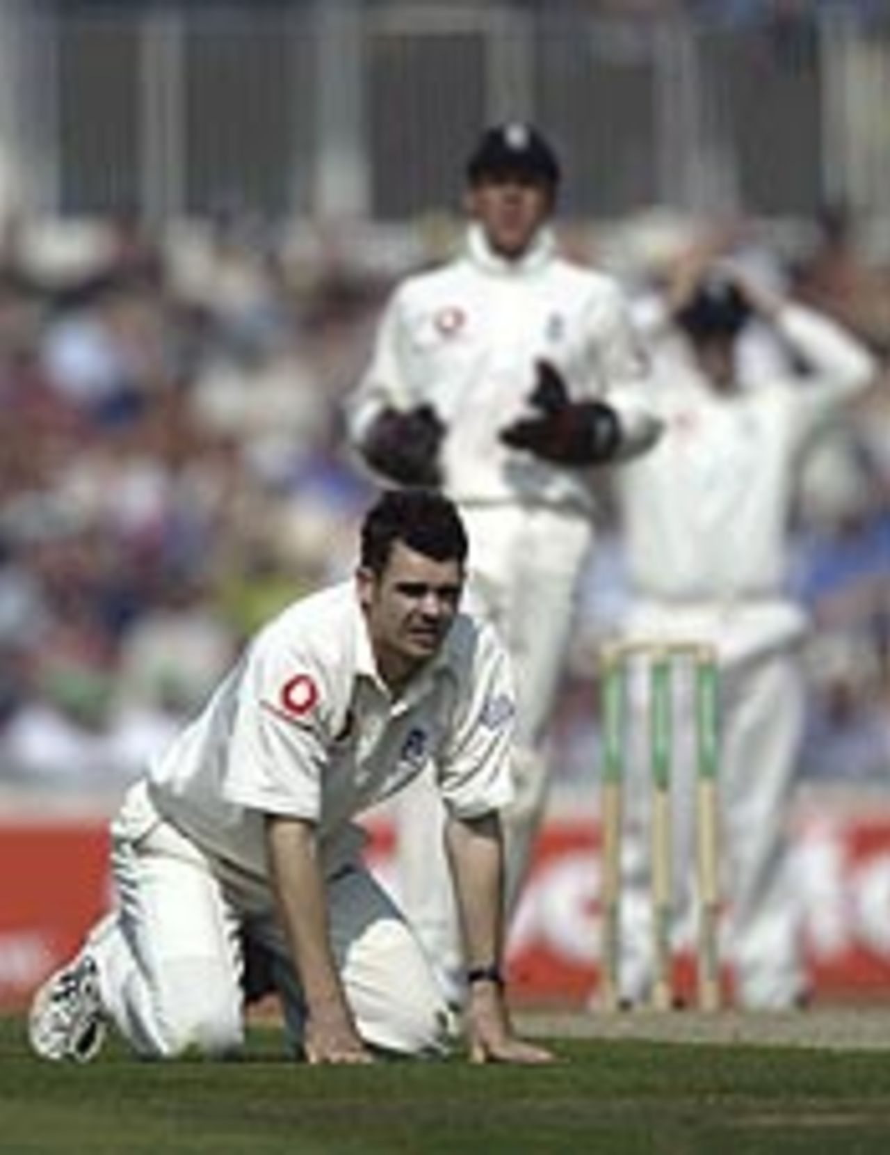 Jimmy Anderson on his knees again