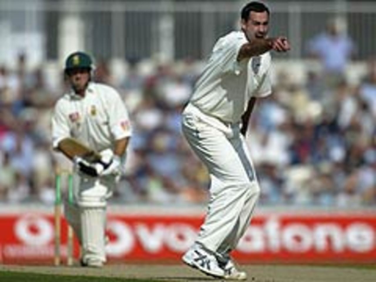 Martin Bicknell appeals - successfully - for the wicket of Mark Boucher, England v South Africa, 5th Test, The Oval, Day 2, September 5, 2003