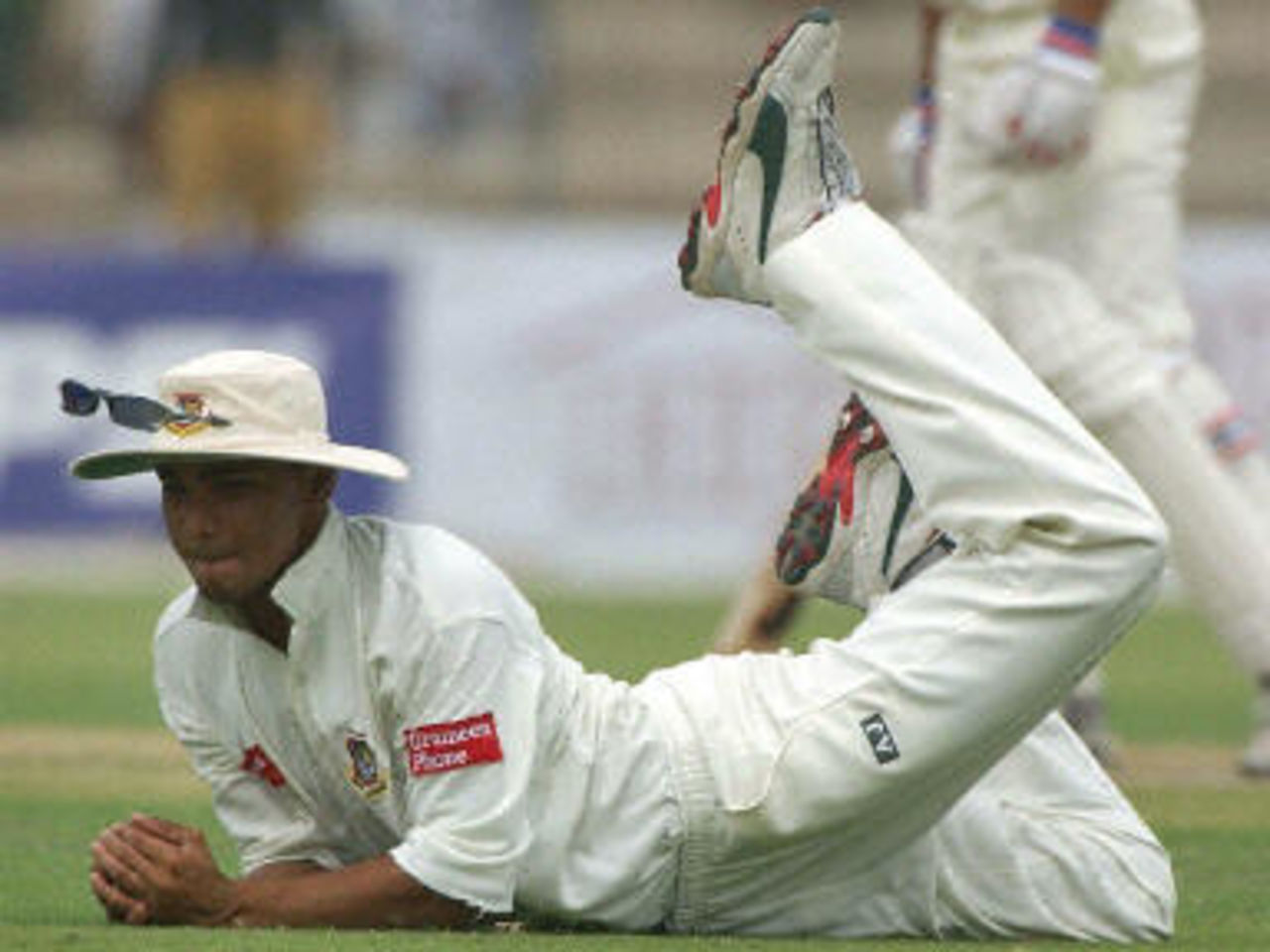 Mashrafe Mortaza takes a catch, Pakistan v Bangladesh, 3rd Test, Multan, September 5, 2003.