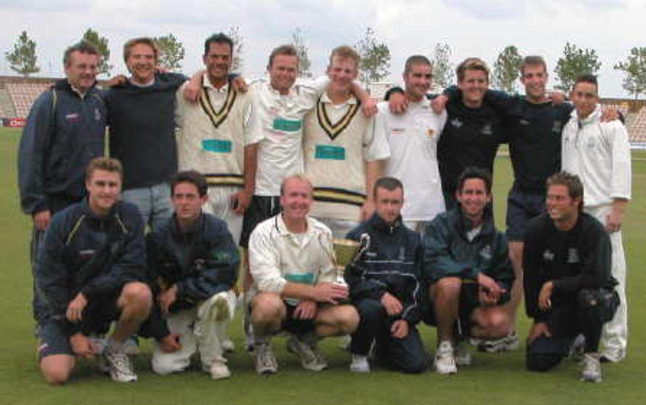 Hampshire Second Eleven with the ECB 2nd XI Trophy <BR>after defeating Warwickshire at The Rose Bowl.
