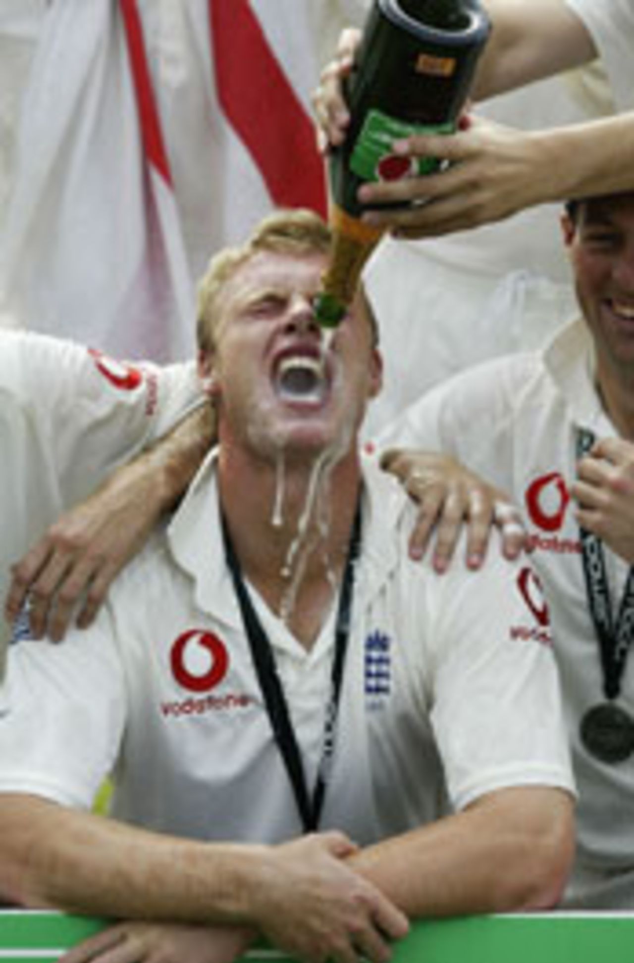 Andrew Flintoff guzzling champagne, 5th Test v SA, The Oval