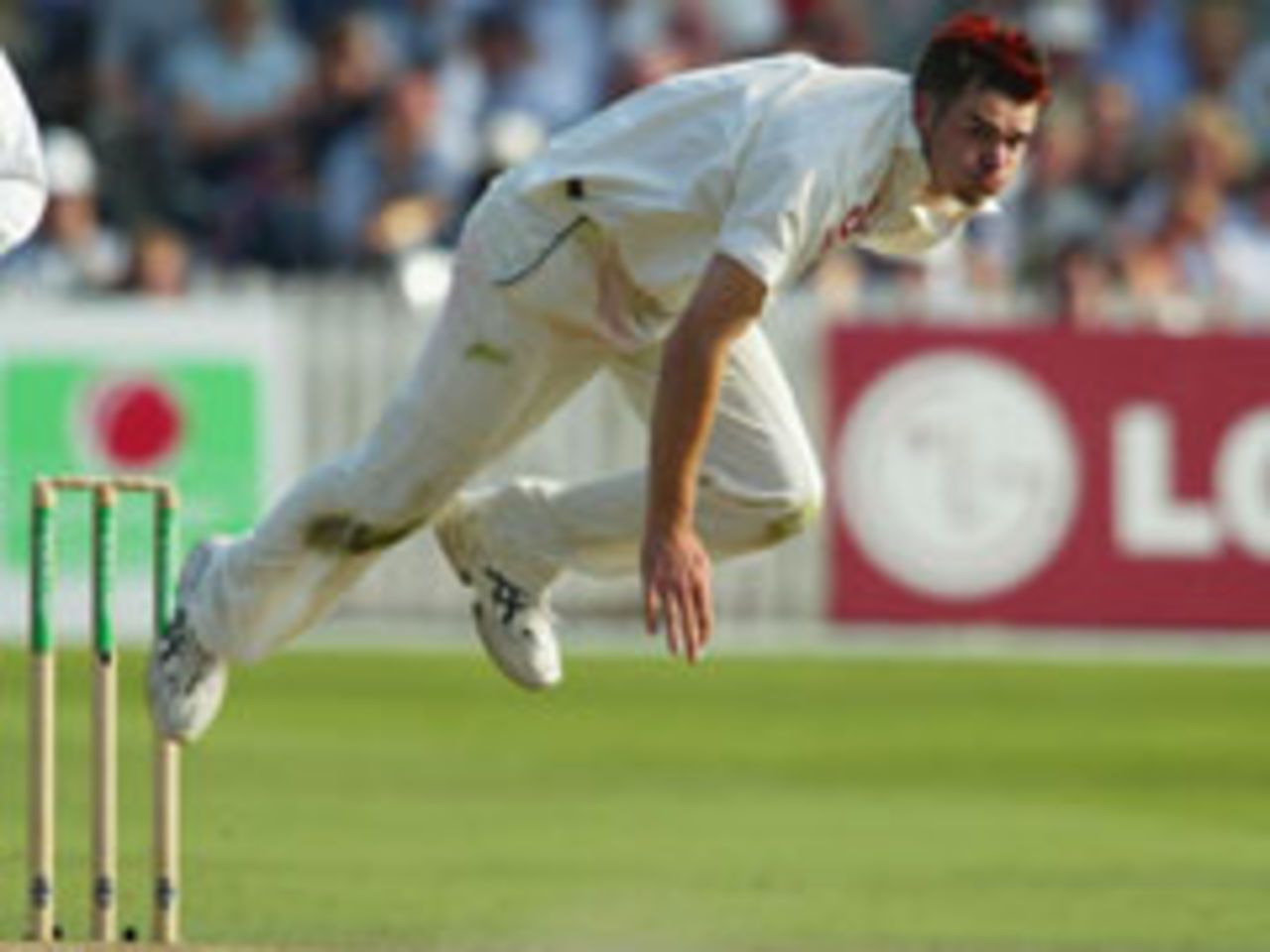James Anderson bowling, Eng v SA, 3rd Test, Trent Bridge, August 16, 2003