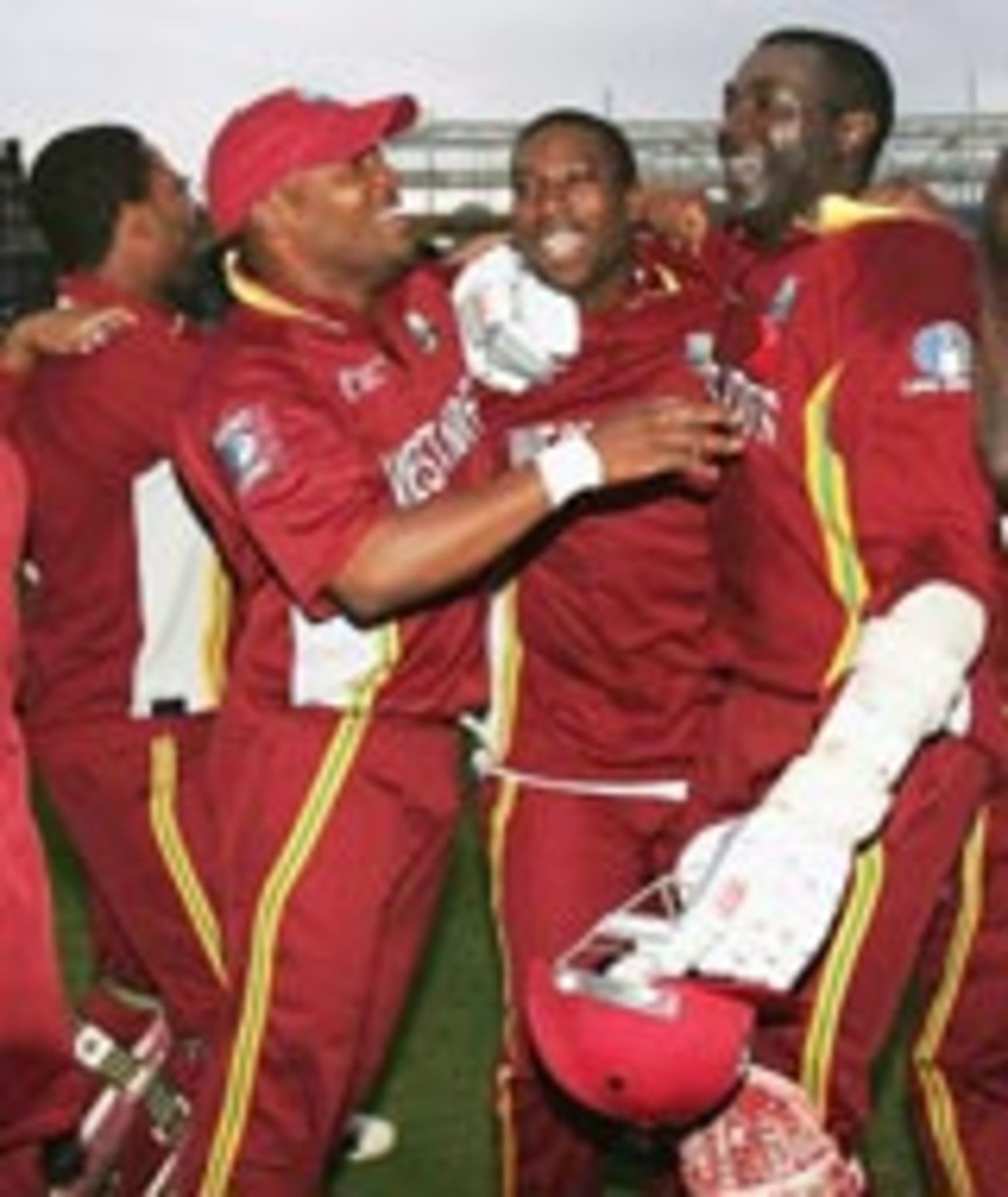 West Indies celebrate the win, England v West Indies, ICC Champions Trophy final, September 25 2004