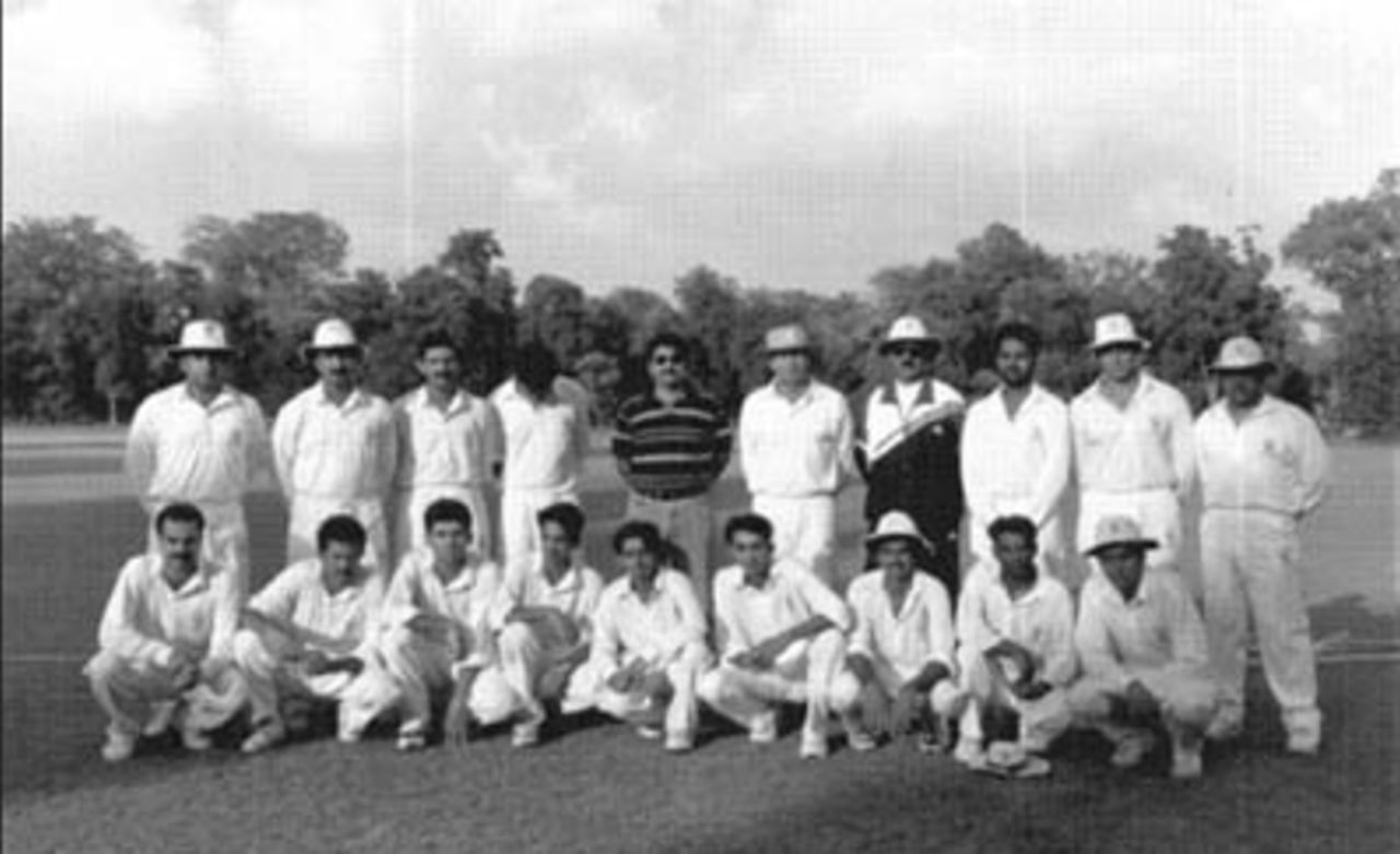 Kuwait Cricket Team photograph with Pakistan's former Cricket Captain/Coach Javed Miandad (5th from left) and former Cricket Captain/Chief Executive, PCB, Majid Khan (4th from right)