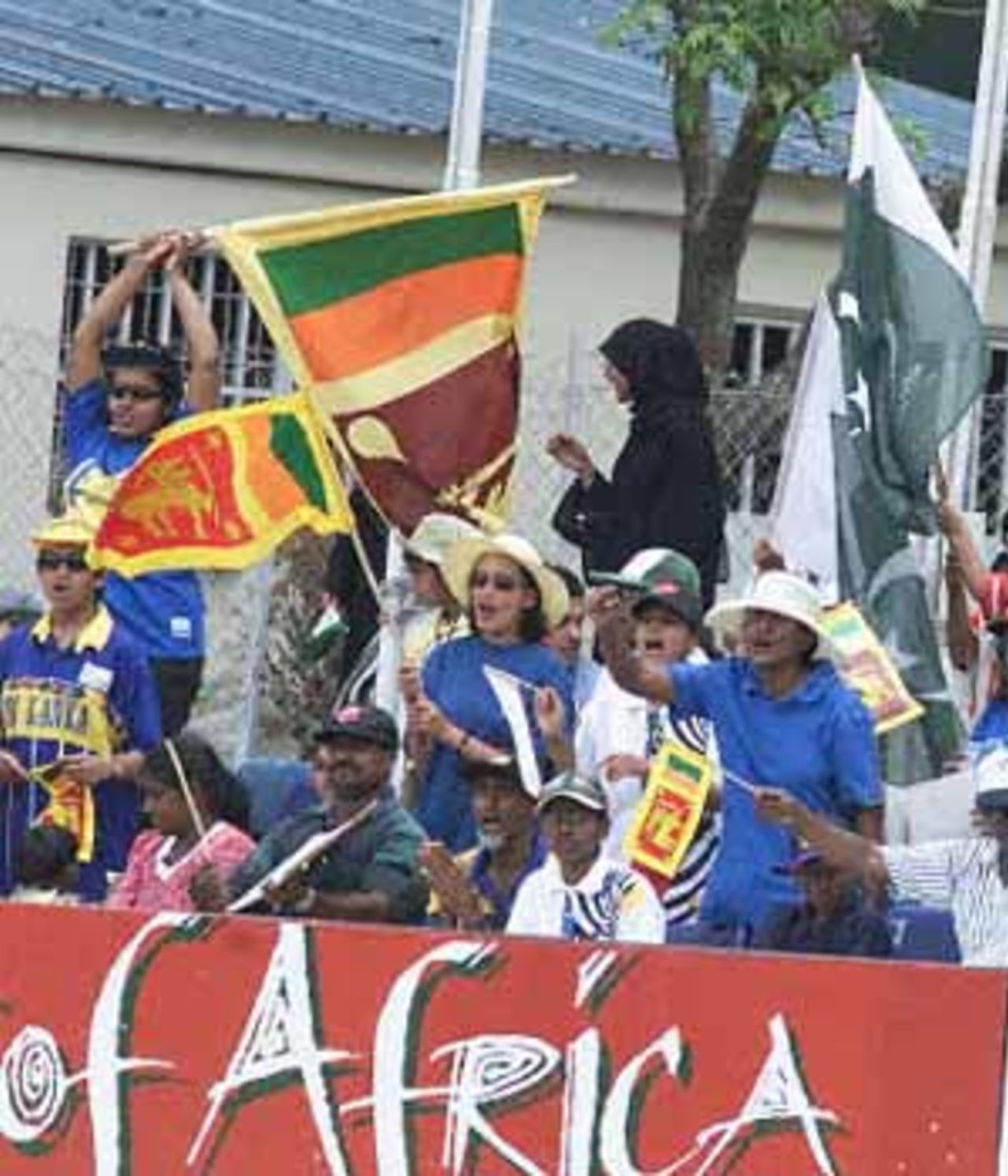 Sri Lankan supporters cheer their team on, ICC KnockOut, 2000/01, 2nd Quarter Final, Pakistan v Sri Lanka, Gymkhana Club Ground, Nairobi, 08 October 2000.