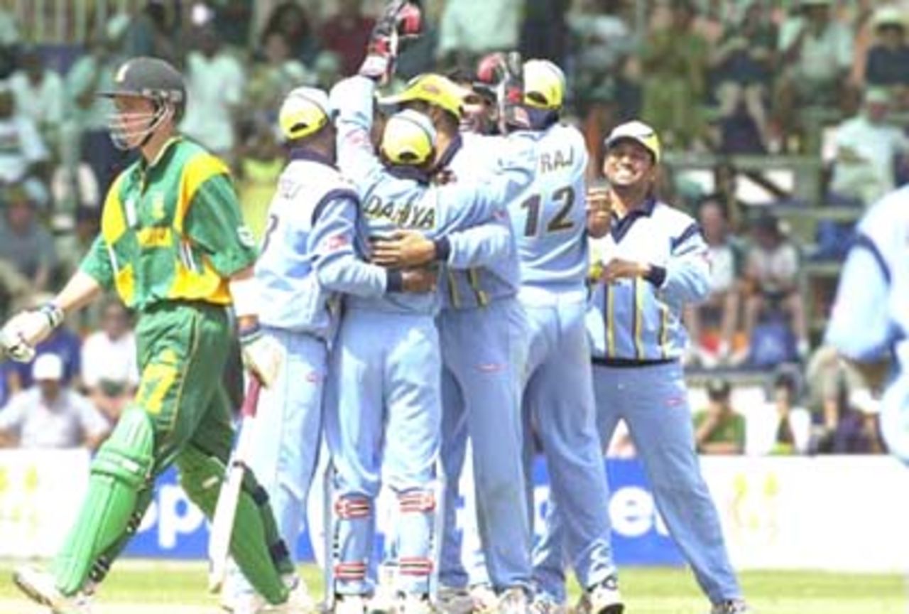 Indian's celebrate the fall of Dippenaar. ICC KnockOut 2000/01, 2nd Semi Final, India v South Africa, Gymkhana Club Ground, Nairobi, 13 October 2000