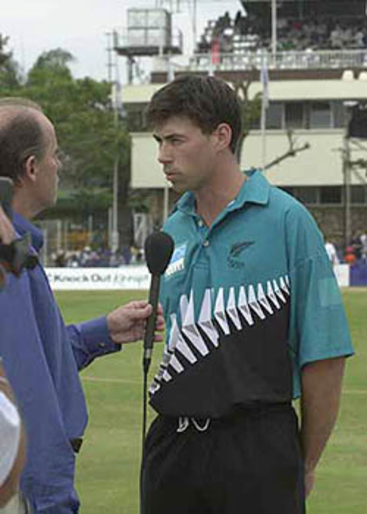Fleming having a chat with David Hookes after winning the toss, ICC KnockOut, 2000/01, Final, India v New Zealand, Gymkhana Club Ground, Nairobi, 15 October 2000.