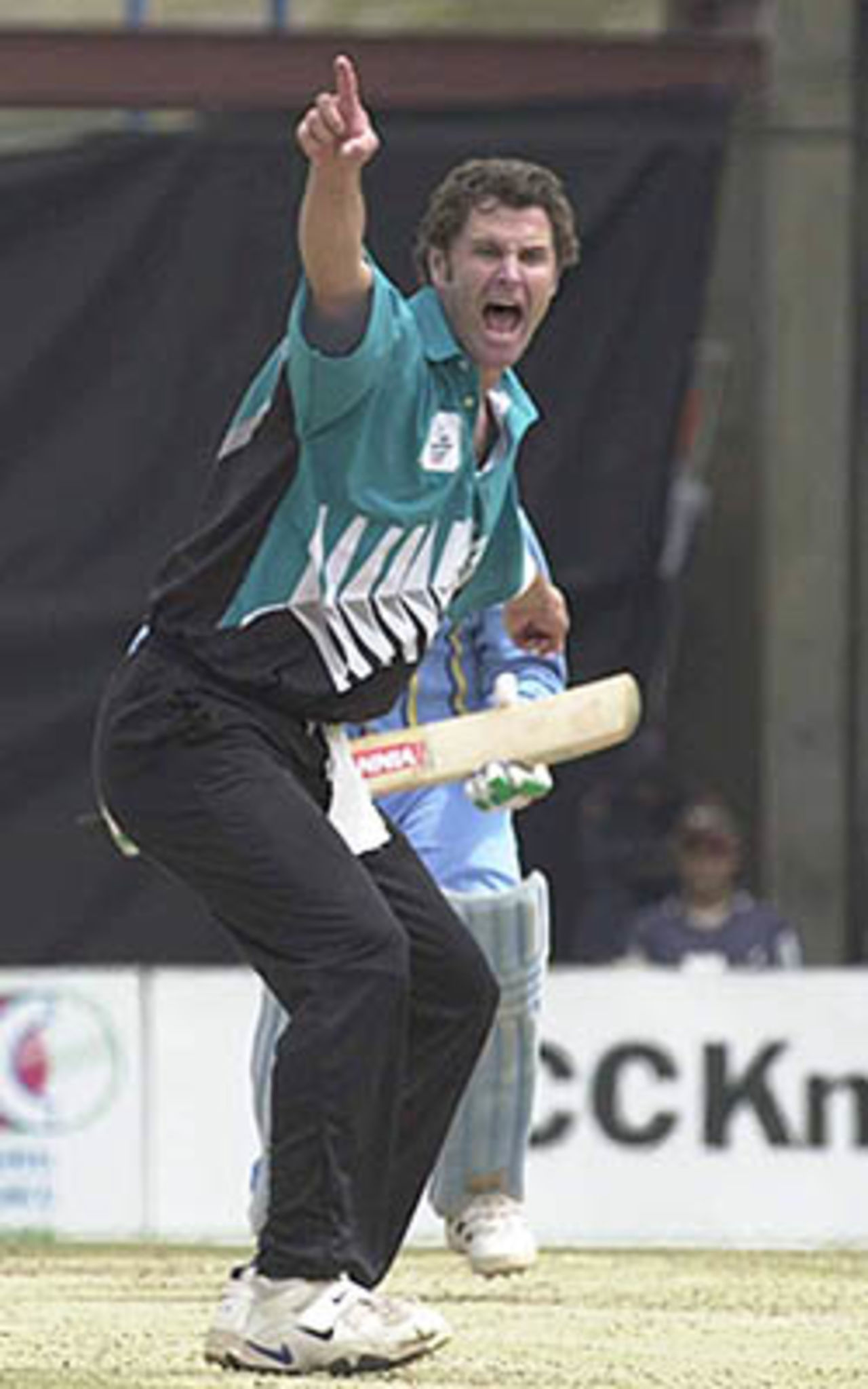 Chris Cairns appealing for LBW, ICC KnockOut, 2000/01, Final, India v New Zealand, Gymkhana Club Ground, Nairobi, 15 October 2000.