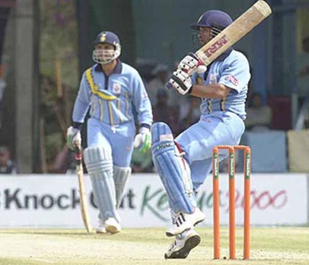 Sachin plays the pull shot to perfection, ICC KnockOut, 2000/01, Final, India v New Zealand, Gymkhana Club Ground, Nairobi, 15 October 2000.