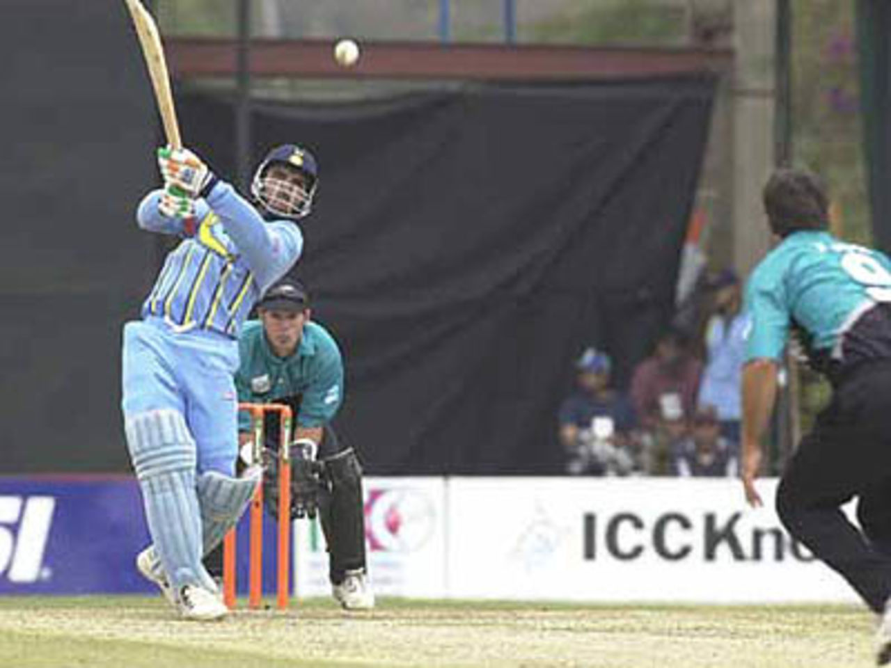 Ganguly lifts the ball past the bowler for yet another six, ICC KnockOut, 2000/01, Final, India v New Zealand, Gymkhana Club Ground, Nairobi, 15 October 2000.