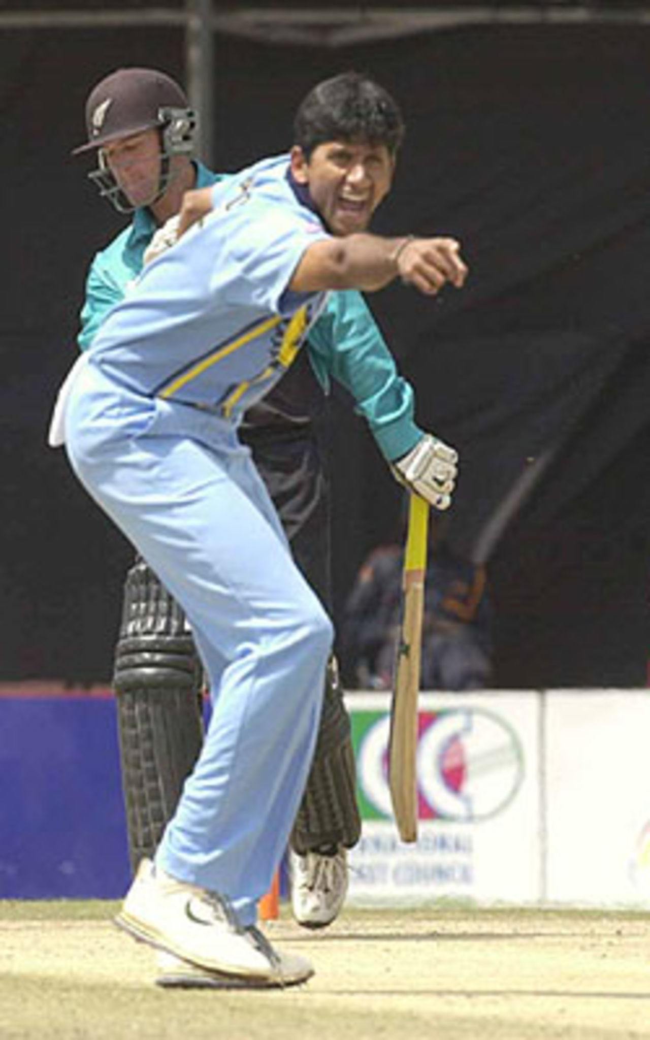 Prasad makes a vociferous appeal for lbw against Astle, ICC KnockOut, 2000/01, Final, India v New Zealand, Gymkhana Club Ground, Nairobi, 15 October 2000.