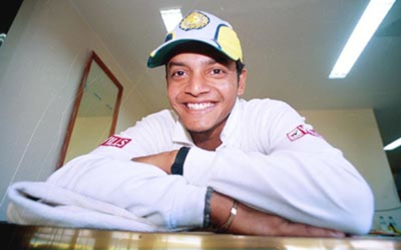 Murali Kartik in all smiles after returning with a match-figures of 13 for 143, Irani Trophy, 2000/01, Mumbai v Rest of India, Wankhede Stadium, Mumbai, 13-17 October 2000 (Day 4).
