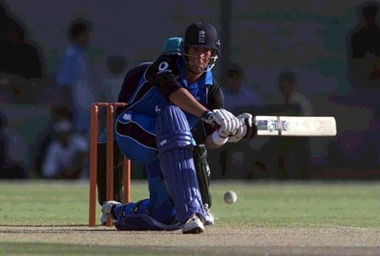 20 Oct 2000: Marcus Trescothic of England hits out during the first practice one day game at the National Stadium in Karachi, Pakistan.
