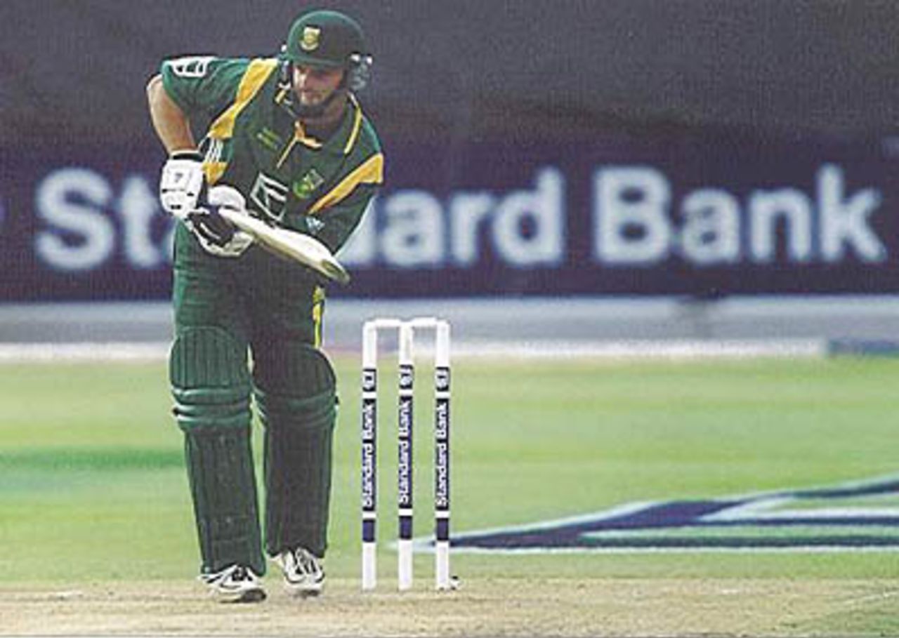 Gary Kirsten turns one to the on side, New Zealand in South Africa 2000/01, 2nd One-Day International, South Africa v New Zealand, Willowmoore Park, Benoni, 22 October 2000.
