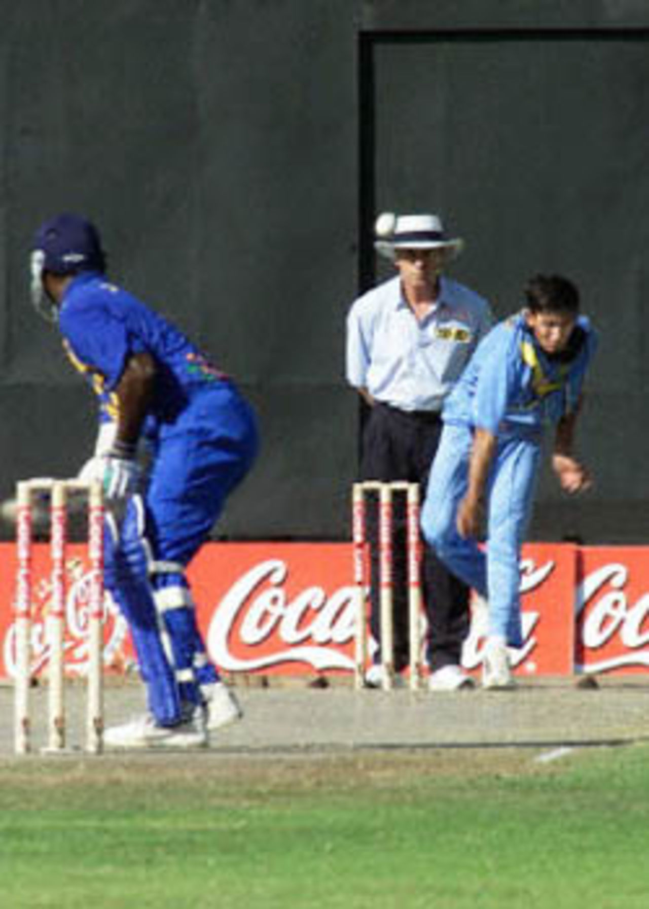 Sanath Jayasuriya readies himself to face upto an Ajit Agarkar missile, Coca-Cola Champions Trophy, 2000/01, 6th Match, India v Sri Lanka, Sharjah C.A. Stadium, 27 October 2000.