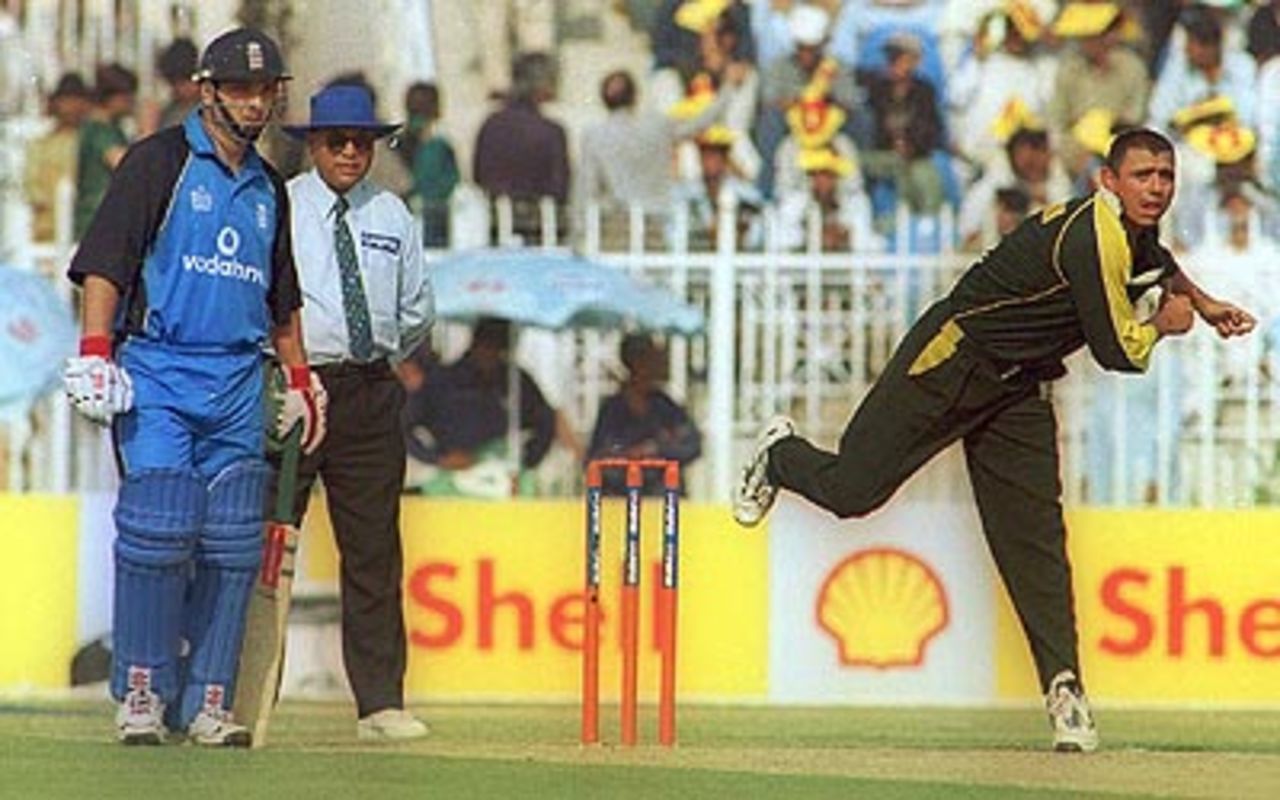 Saqlain in his follow through, England v Pakistan, 3rd ODI At Rawalpindi Stadium, 30 October 2000