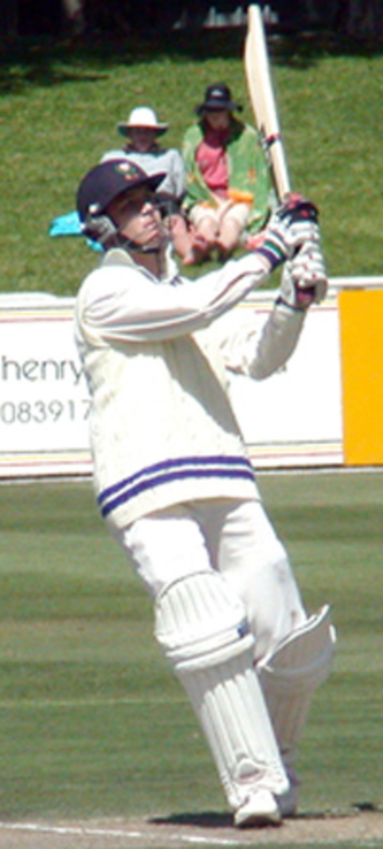 Jonathan Trott hooking during his innings of 93 for WP versus Easterns at Newlands