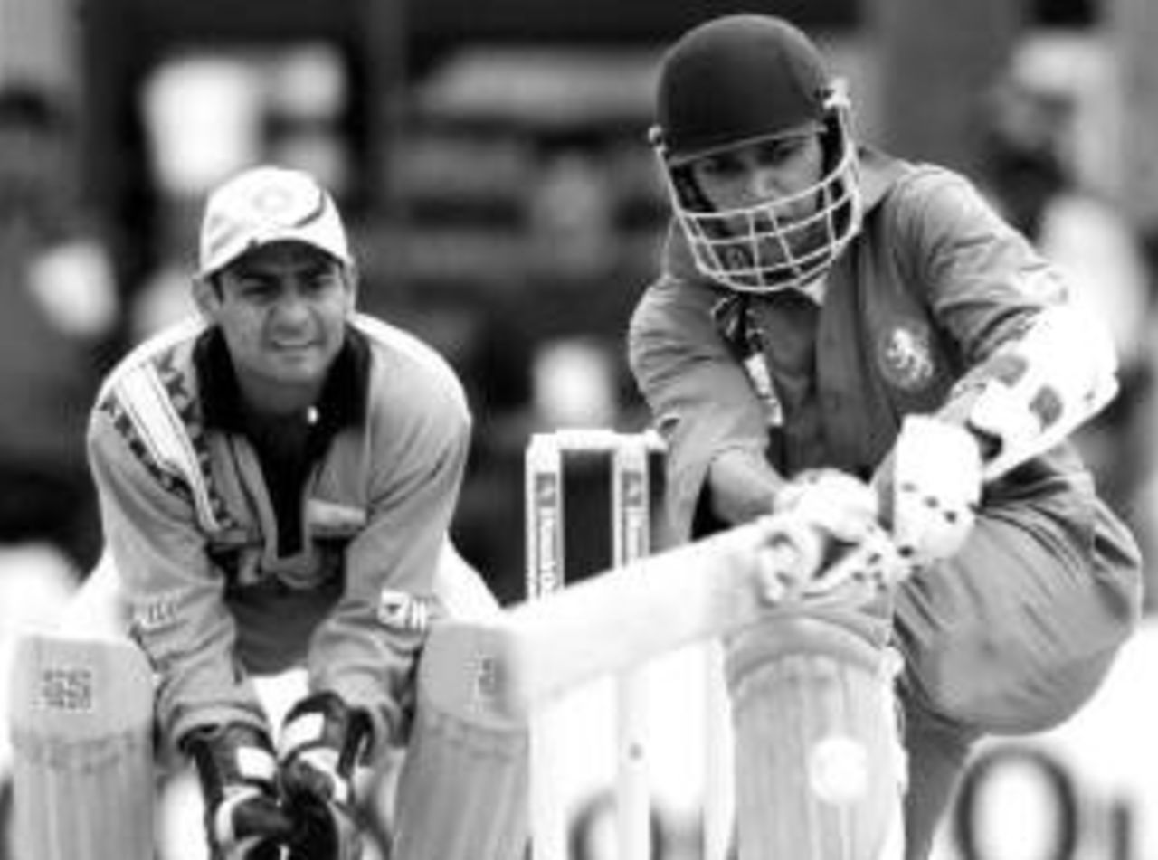 Ravindu Shah batting during the ICC Knockout 2000 against India