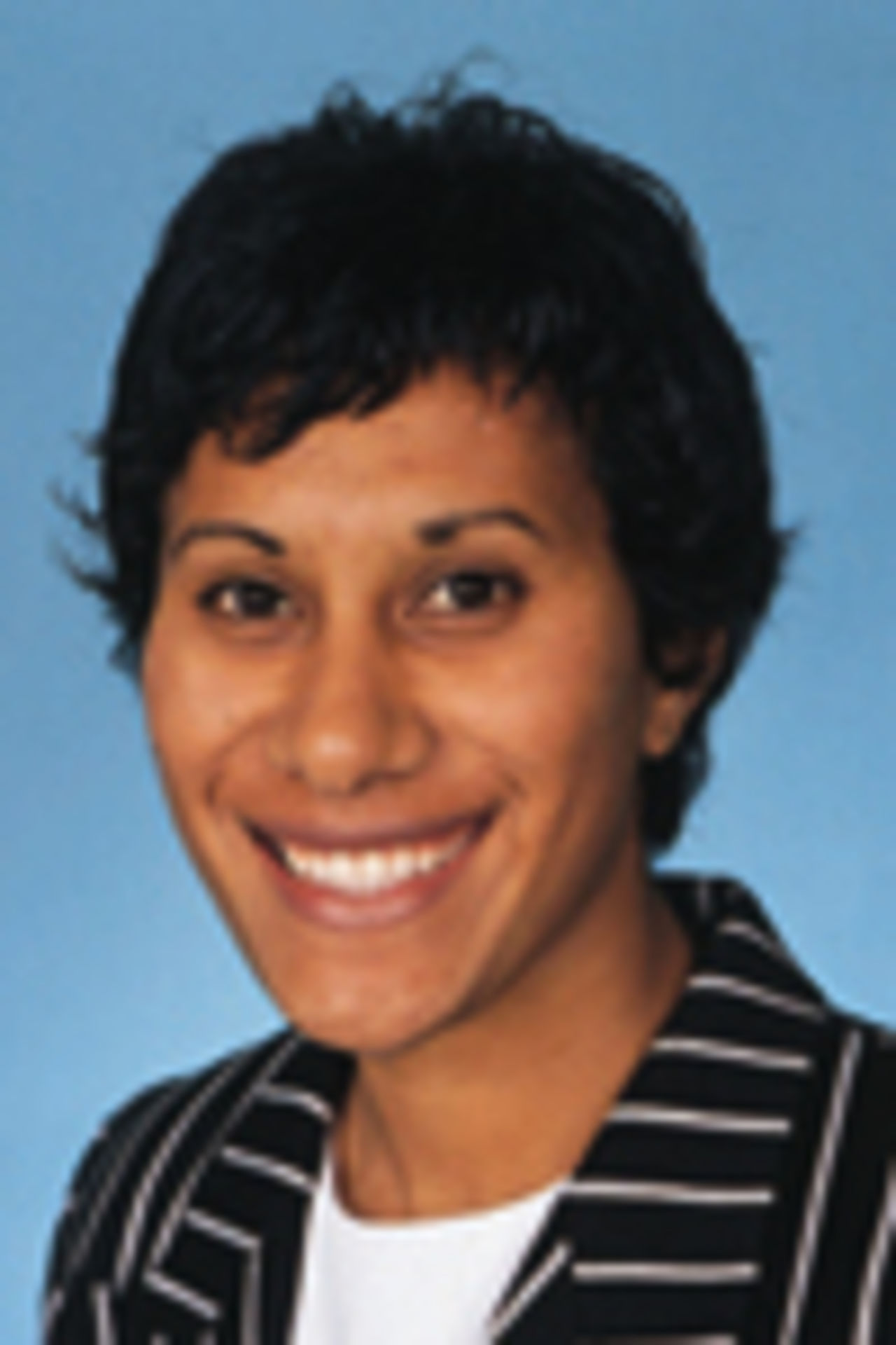 Portrait of Losi Harford, New Zealand women's player in the 1997/98 season.