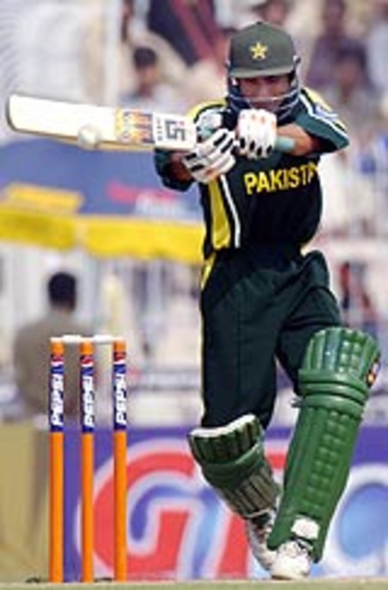 Yasir Hameed hits out on the way to a half-century, Pakistan v South Africa, 3rd ODI, Faisalabad, October 7, 2003