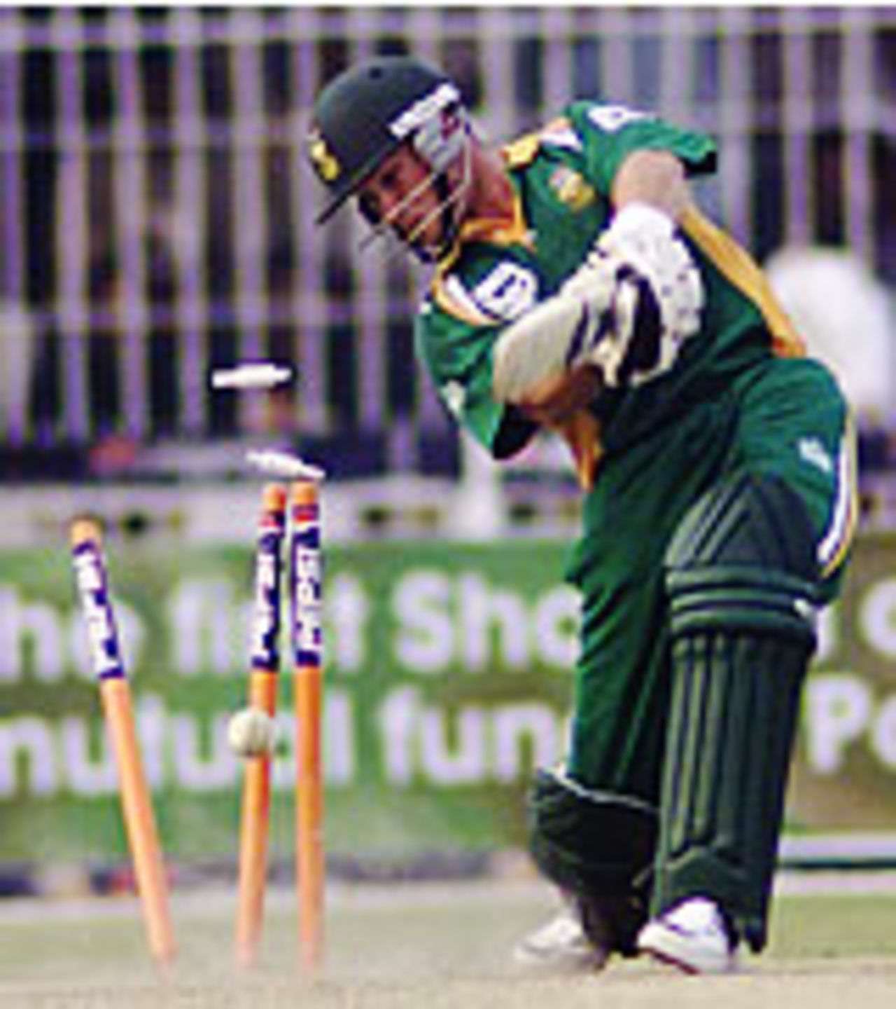 Mark Boucher misses a Shoaib Akhtar screeching yorker, Pakistan v South Africa, 3rd ODI, Faisalabad, October 7, 2003.