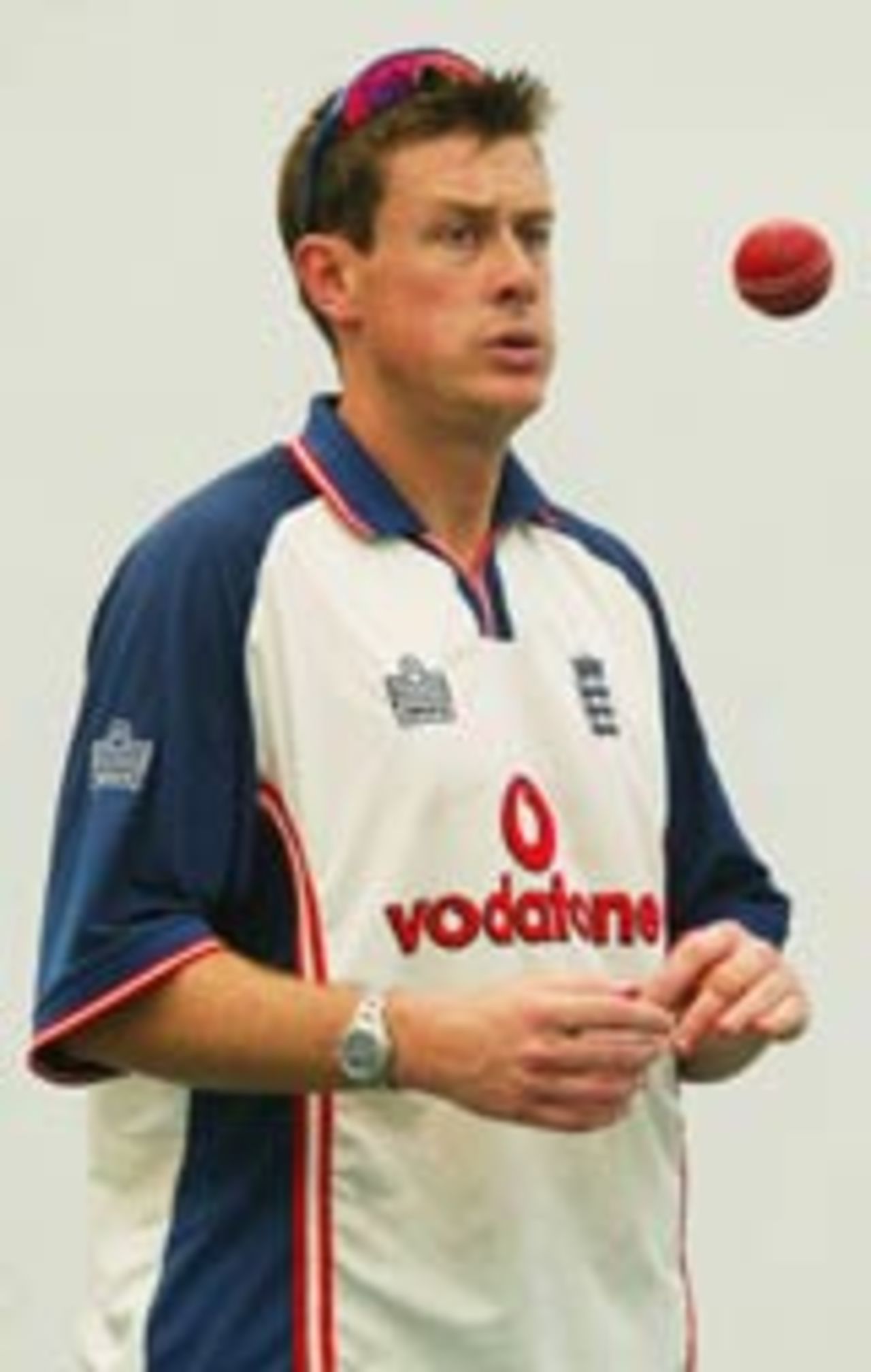 Ashley Giles finally has a practice session in Dhaka, England v Bangladesh, 2003