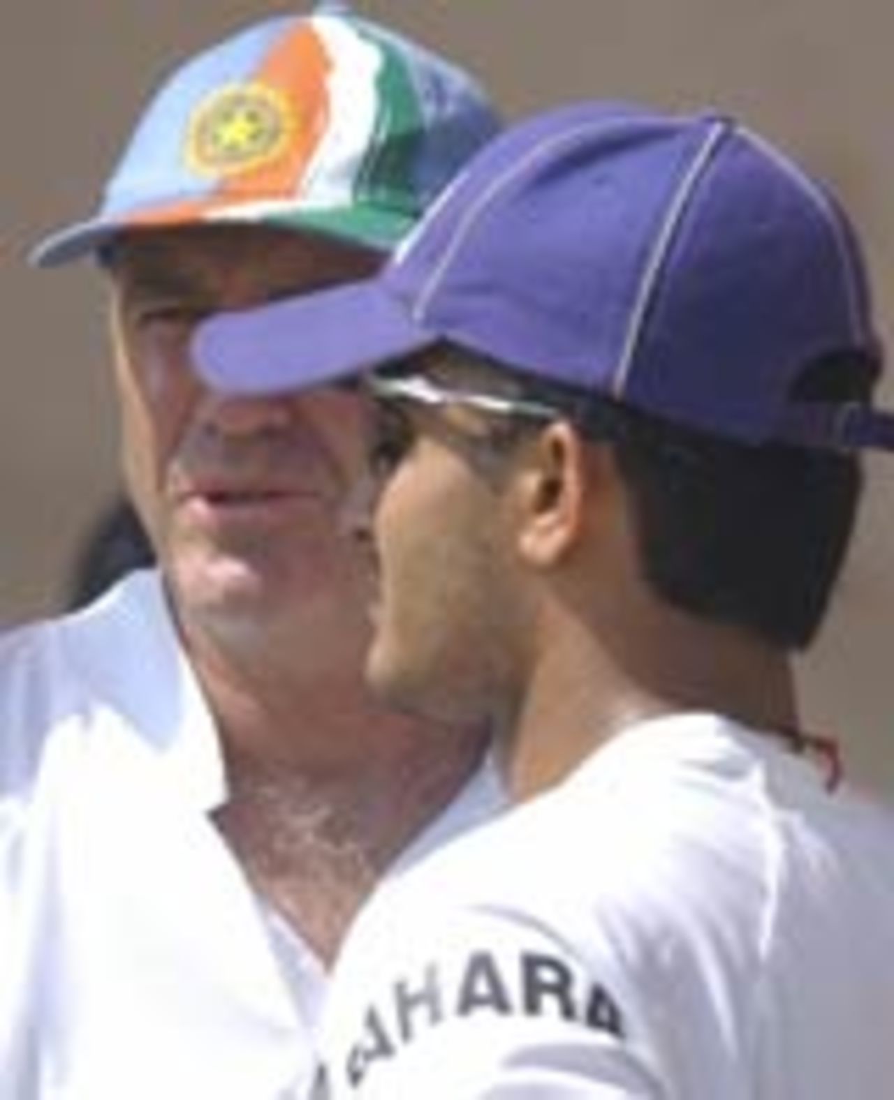 Wright and Ganguly are not particularly thrilled about the wicket, 1st Test, India v New Zealand, Ahmedabad, 2003