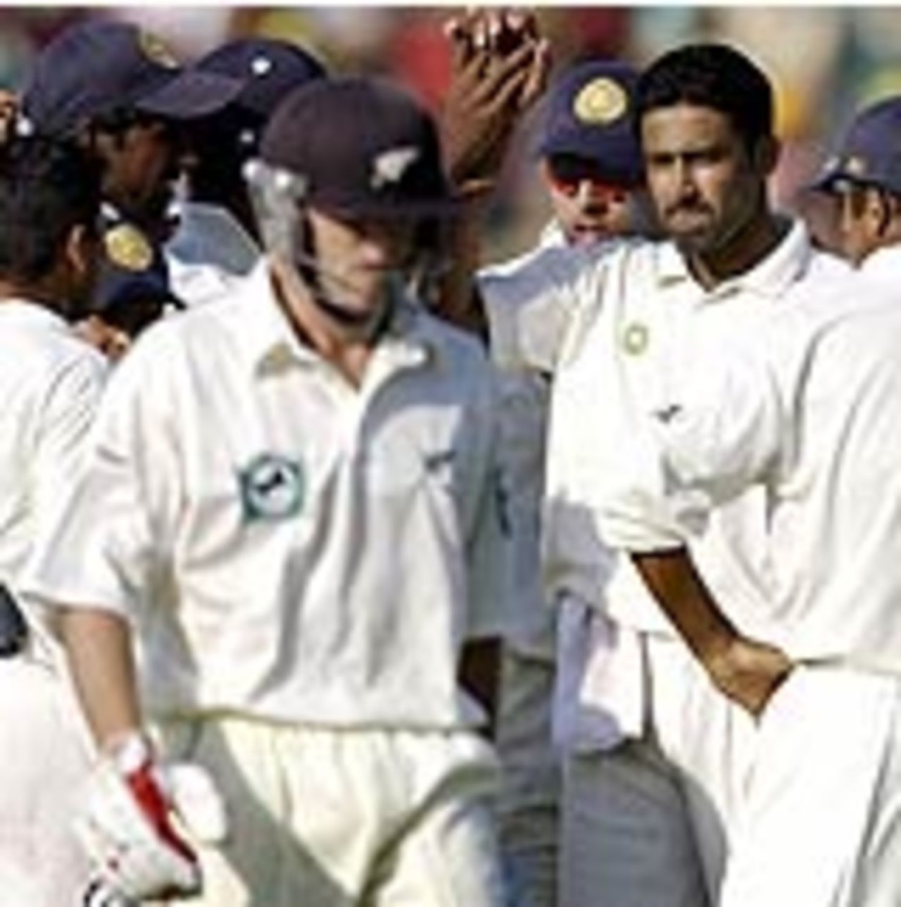 Indians ongratulate Kumble after Vincent's dismissal, India v New Zealand, 2nd Test, Mohali, 1st day, October 16 2003