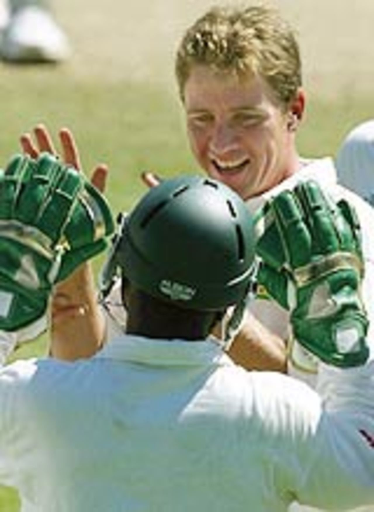 Ray Price celebrates a wicket, Australia v Zimbabwe, 2nd Test, Sydney, 3rd day, October 19, 2003