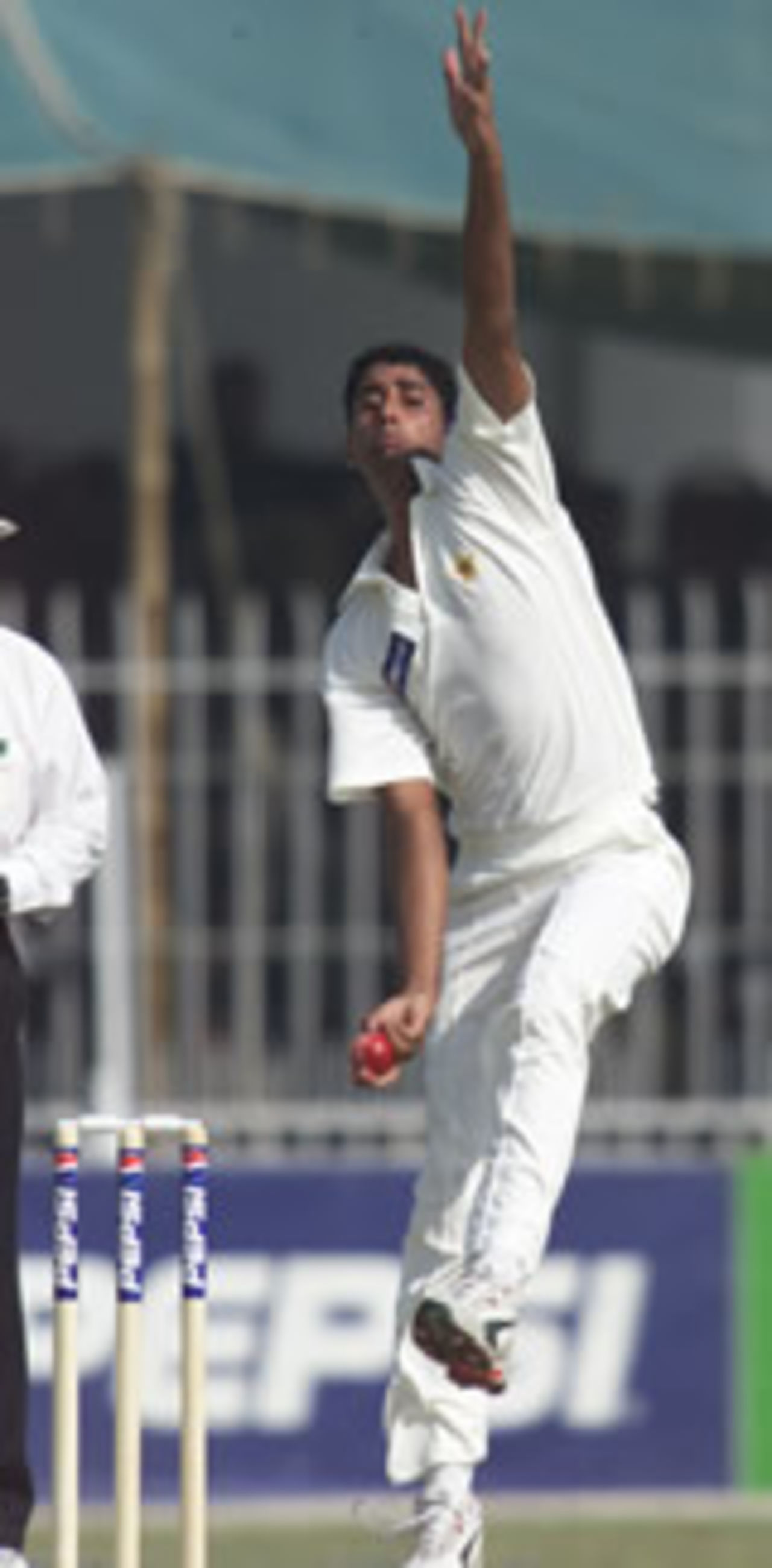 Shabbir Ahmed picked up 4 wickets, Pakistan v South Africa, Day 1, 2nd Test, Faisalabad, October 20, 2003.