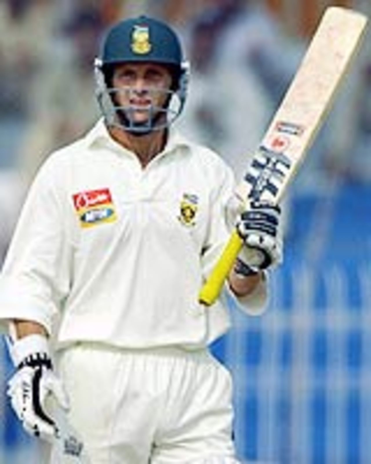 Gary Kirsten acknowledges applause after reaching his century, Pakistan v South Africa, Day 4, 2nd Test, Faisalabad, October 27, 2003.