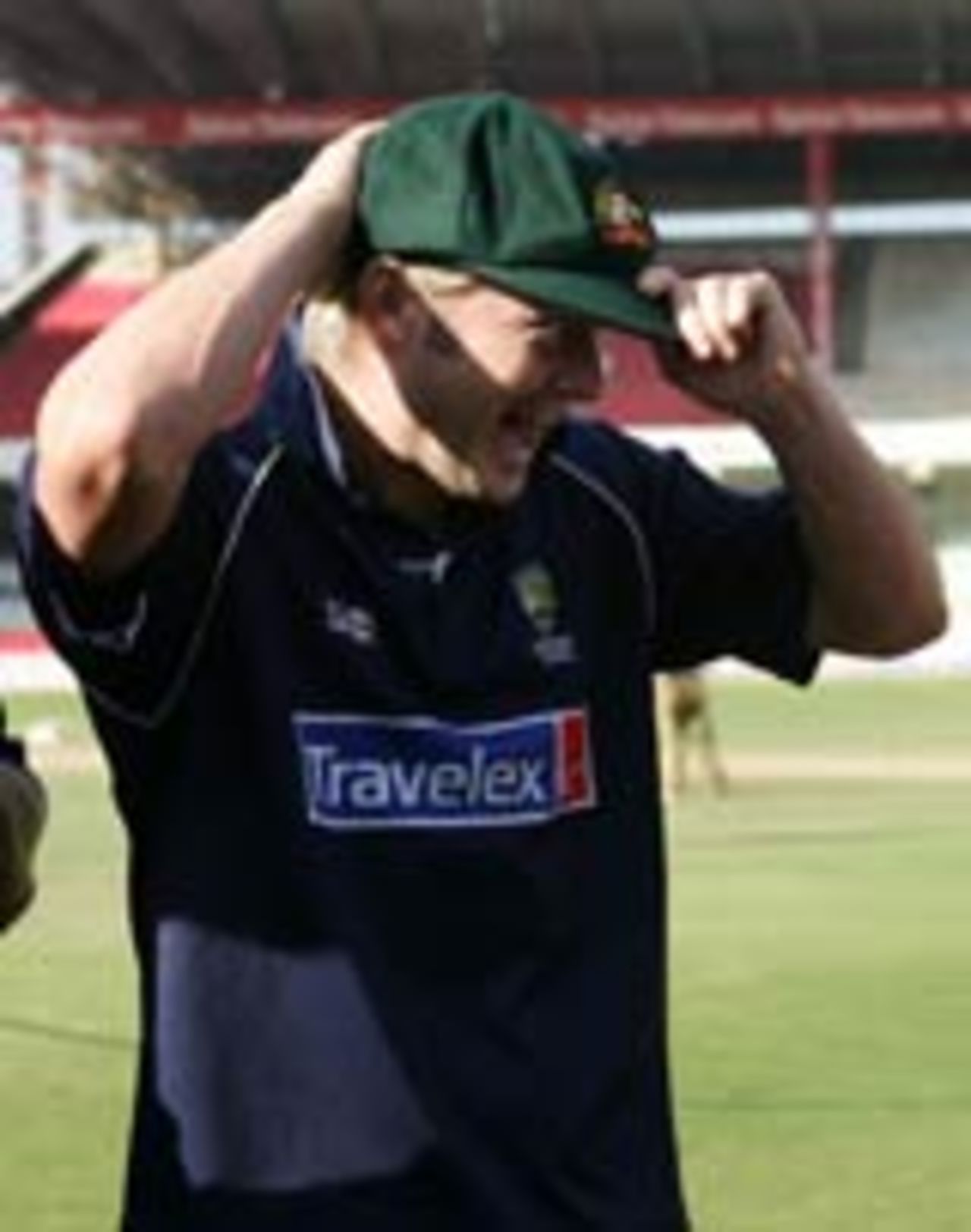 Michael Clarke receives his Baggy Green cap, Australia v India, 1st Test, Bangalore, 1st day, October 6, 2004