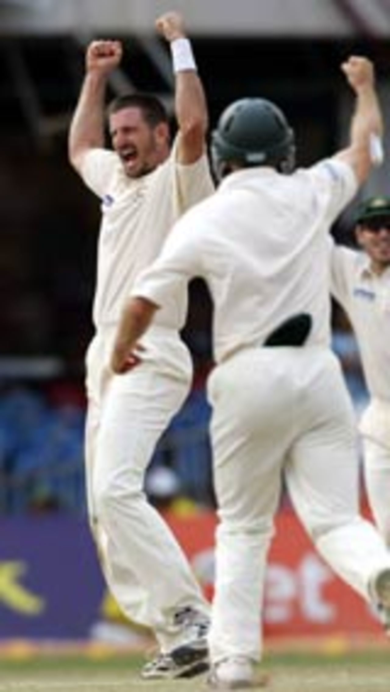 Michael Kasprowicz exults after picking up a wicket, India v Australia, 1st Test, Bangalore, 5th day, October 10, 2004