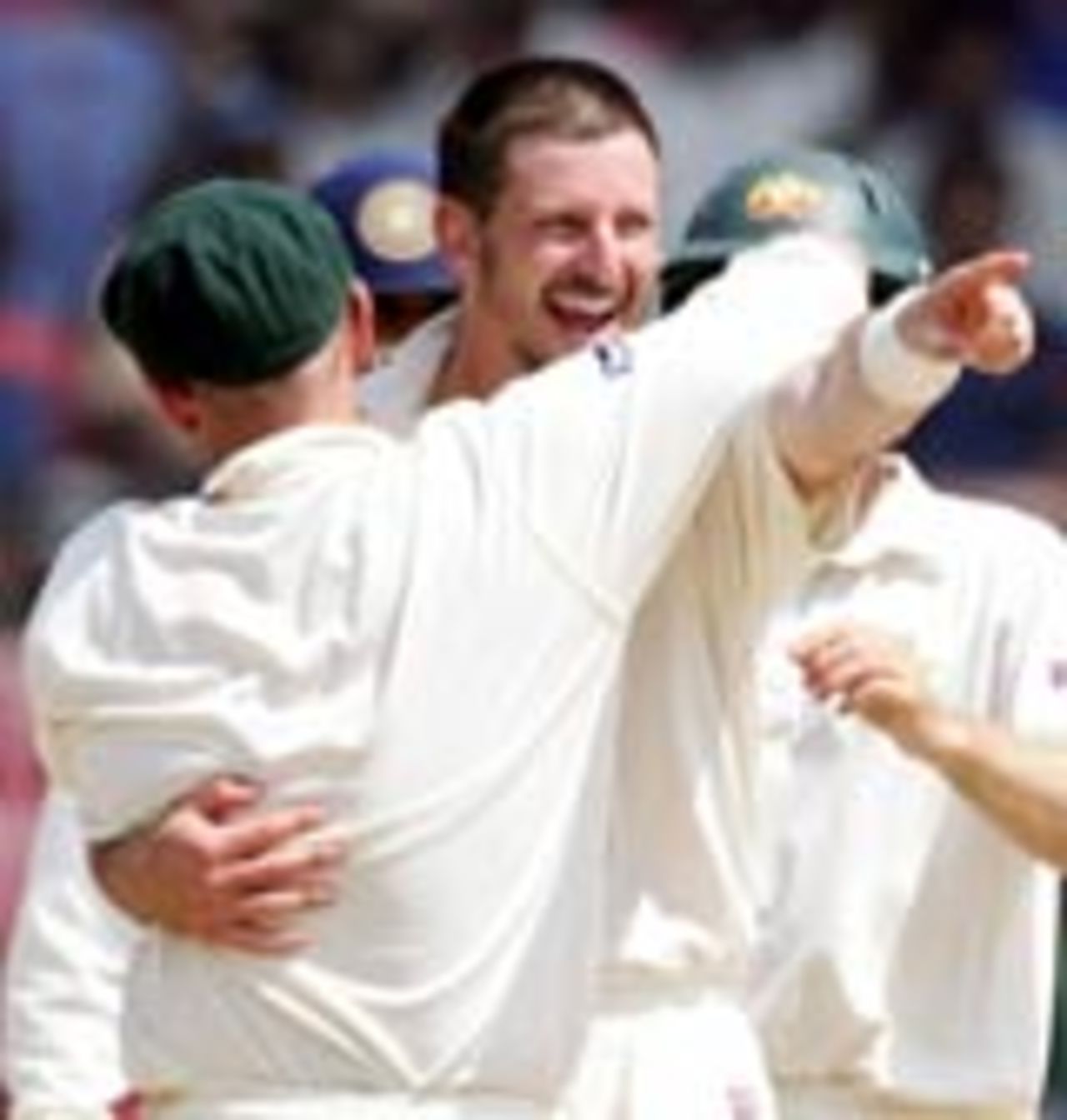 Michael Kasprowicz celebrates, India v Australia, 1st Test, Bangalore, 5th day, October 10, 2004