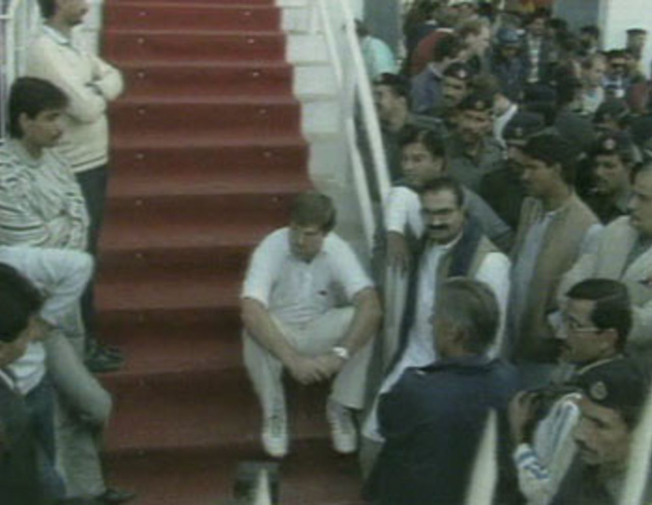 Mike Gatting waits in vain for play to resume, Pakistan v England, 2nd Test, Faisalabad, December 8, 1987