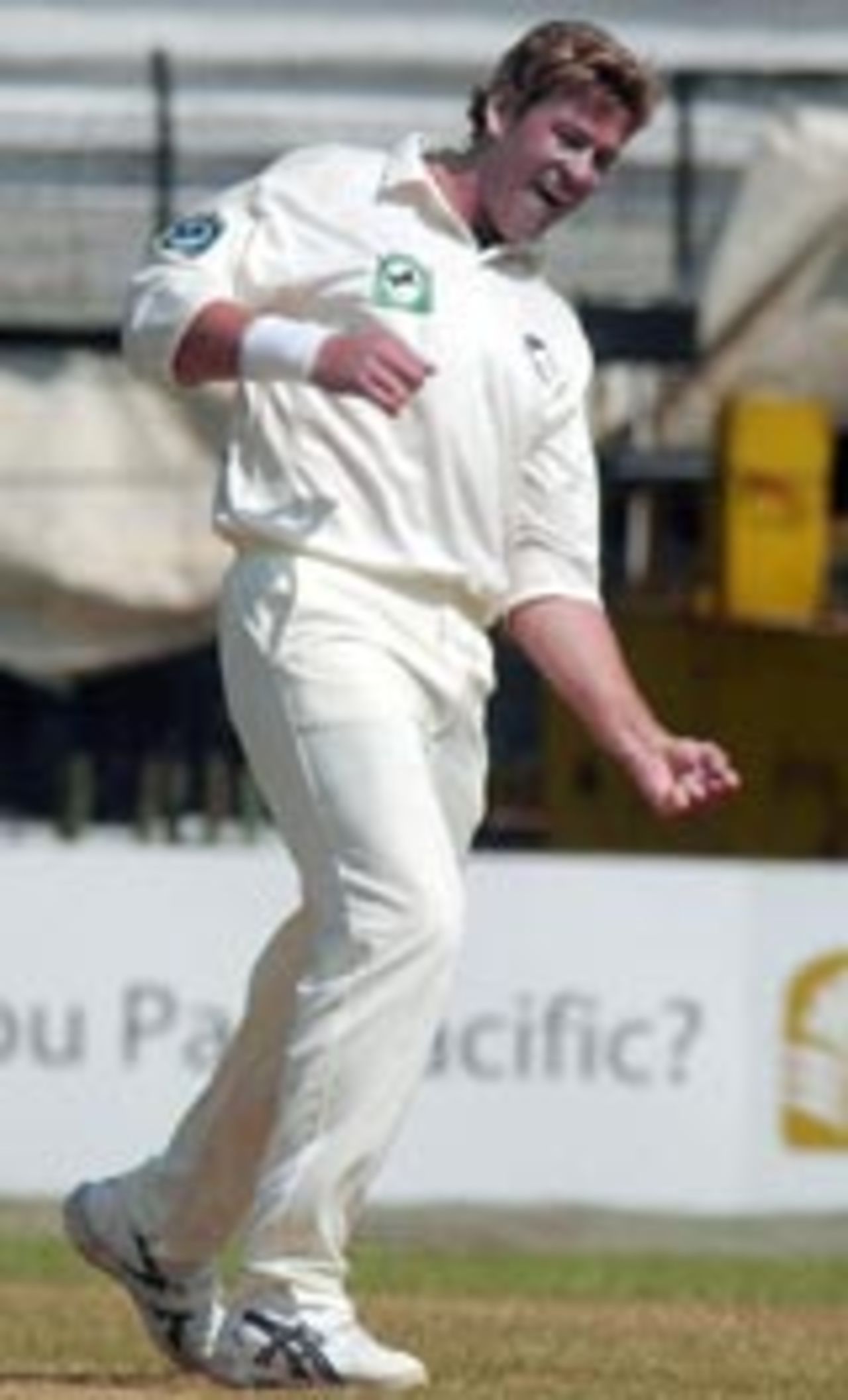Jacob Oram in celebration mode, Bangladesh v New Zealand, 1st Test, Dhaka, October 19, 2004