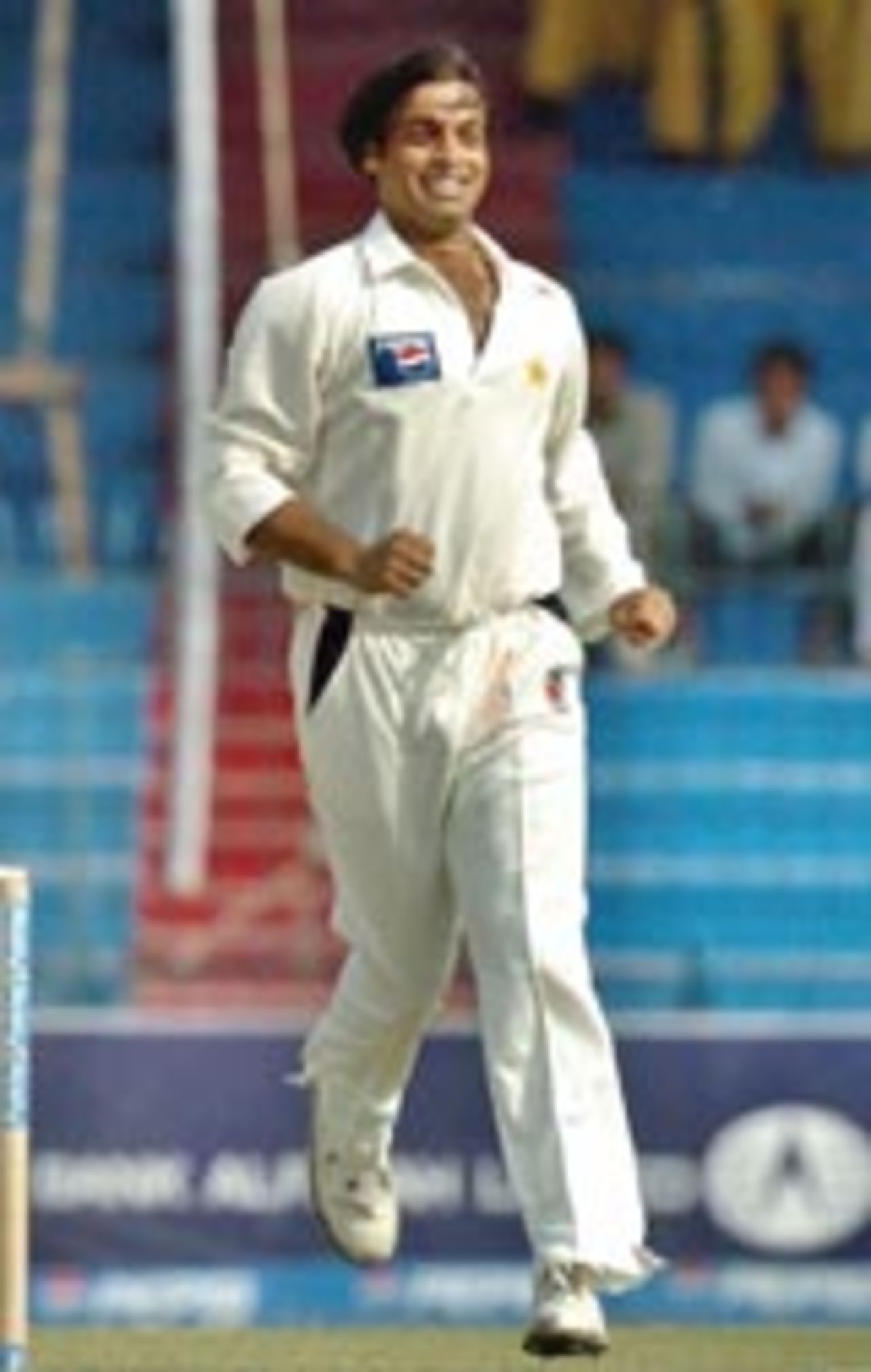 Shoaib Akhtar all smiles after taking a wicket, Pakistan v Sri Lanka, 1st Test, Faisalabad, October 21, 2004